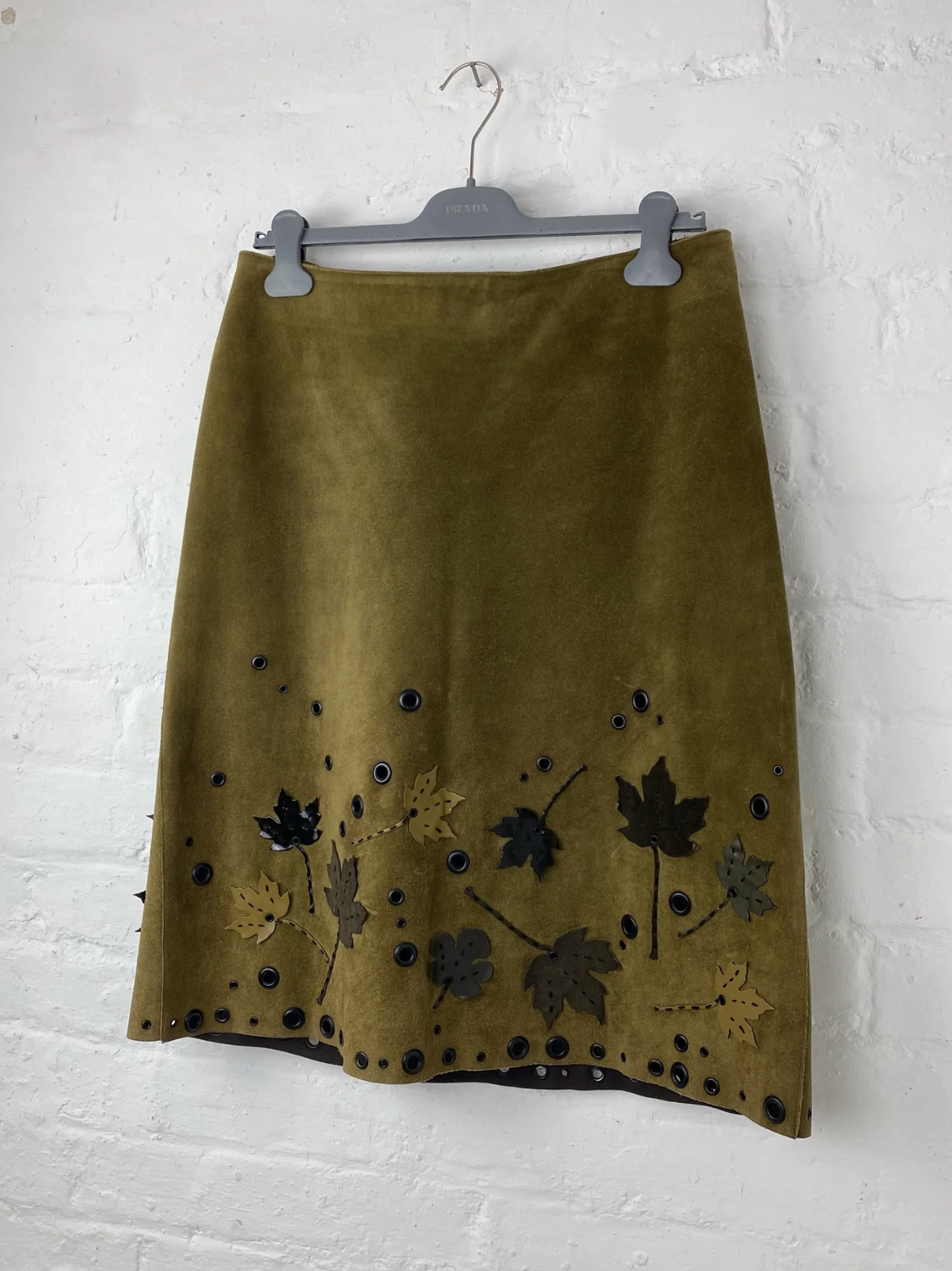 FW 99 Suede Leaf Appliqué Skirt by PRADA in size IT 44 from SKIRTS category