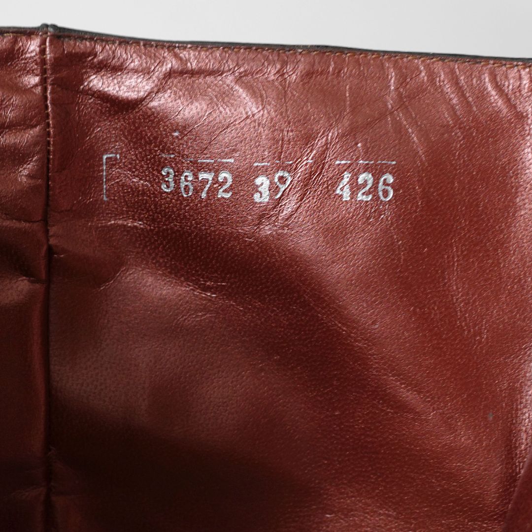 Thumbnail ebc6d352-5c87-48f4-904b-4e1232ddcb0f