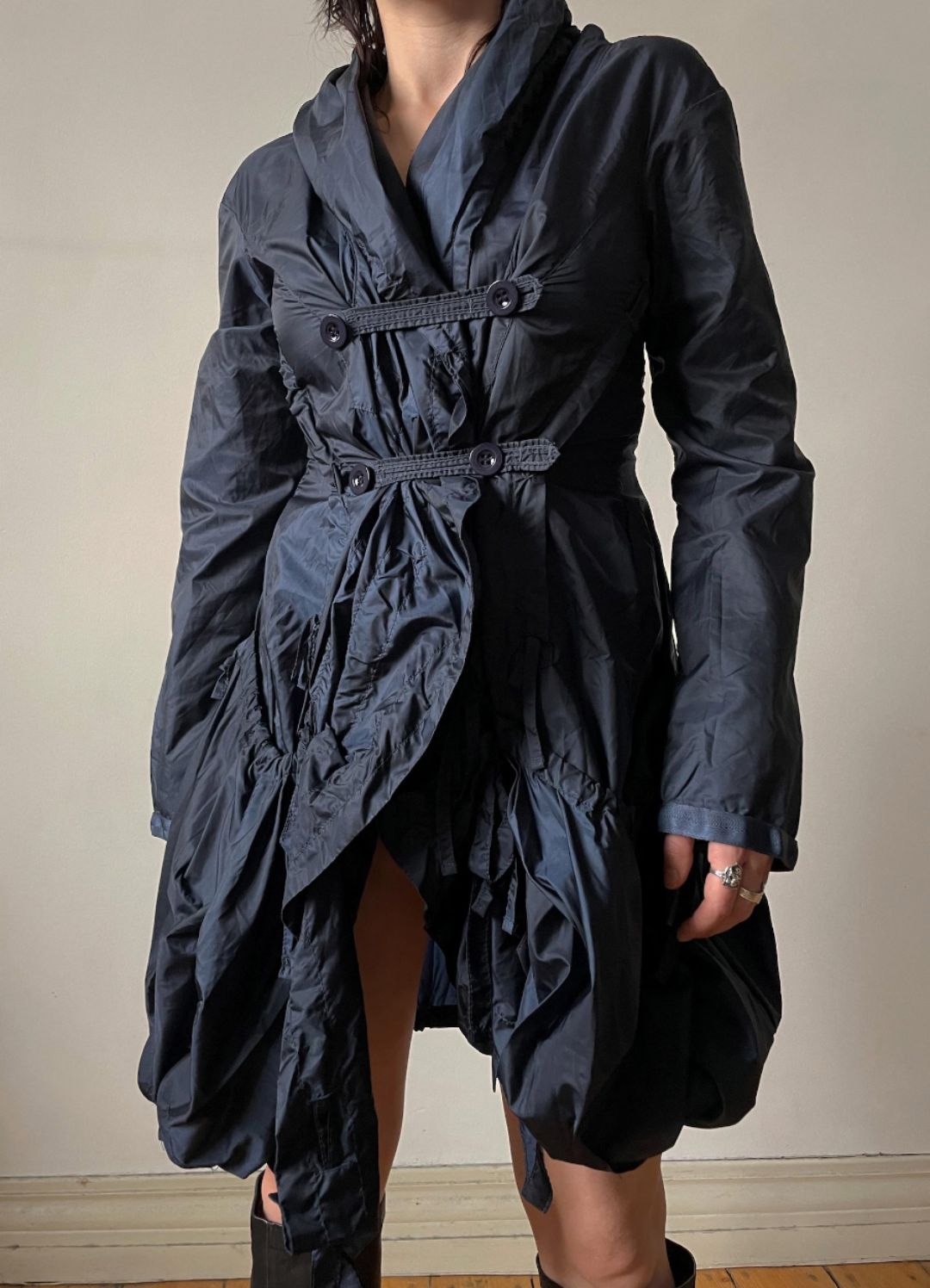 Marithé + François Girbaud navy parachute coat by MARITHE AND FRANCOIS GIRBAUD in size S from COATS & JACKETS category