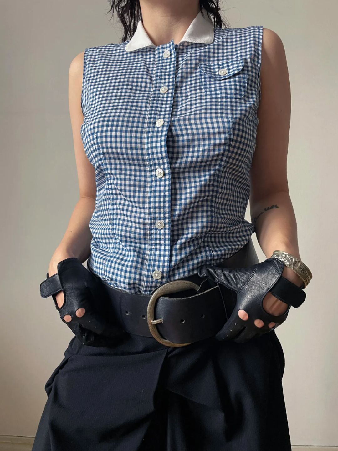 Early 2010’s Marc Jacobs blue gingham sleeveless shirt  by MARC JACOBS in size S from TOPS category