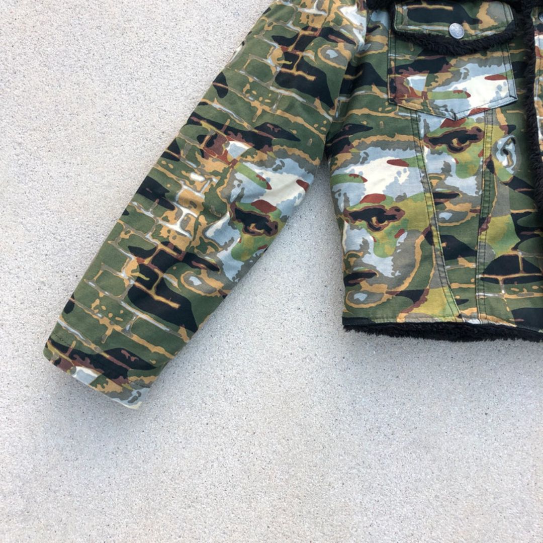 Thumbnail 63f1c01e-1539-48f6-9feb-de2e99543a88