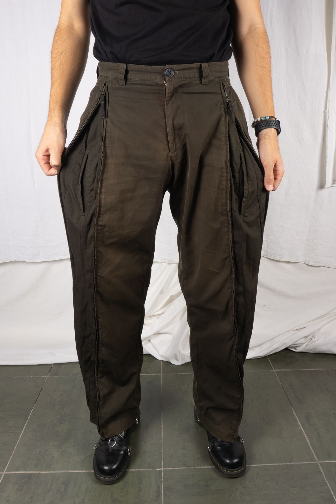 Parachute pants from Issey Miyake Men A/W 1999 by ISSEY MIYAKE in size M from TROUSERS category