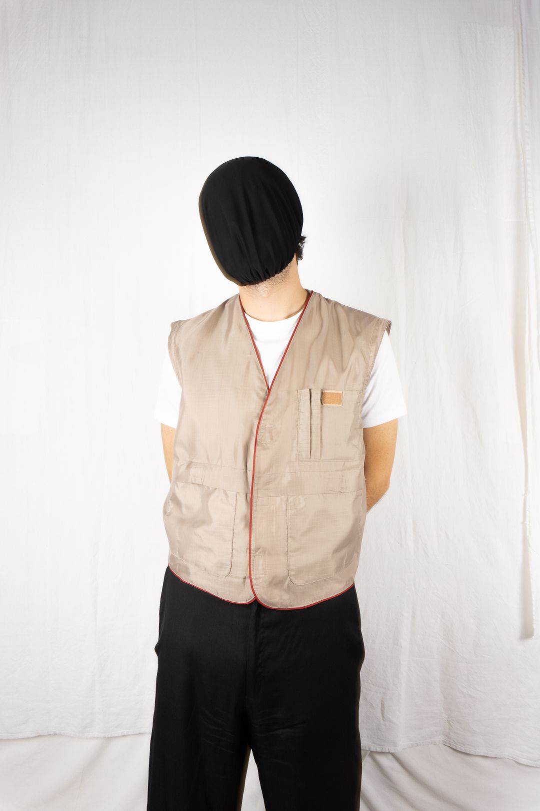 ISSEY MIYAKE DESIGN STUDIO 1981 by ISSEY MIYAKE in size L from SPORTSWEAR category