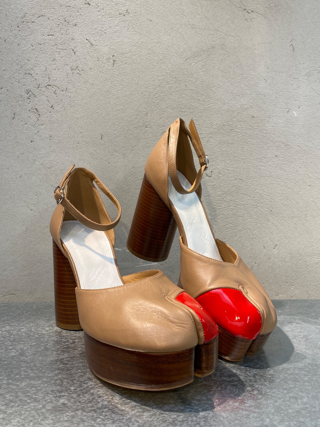 Maison Margiela « Red Toe » Tabi Heeled Sandals by MAISON MARGIELA in size EU 40 from SHOES category