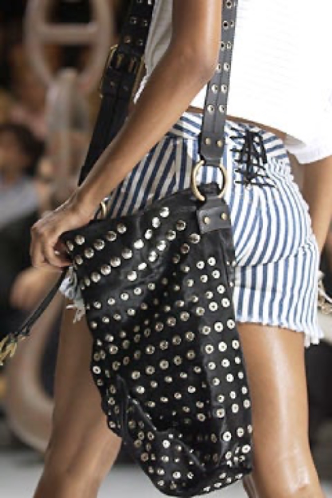 Thumbnail bb410c3c-f150-4944-a6ad-61d517f4f457