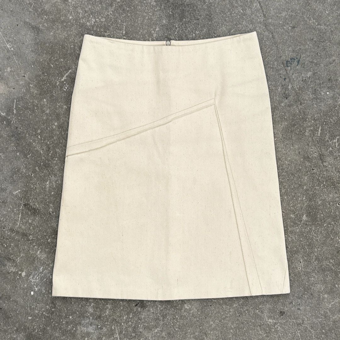 Thumbnail 50ad7cbc-8809-4566-92ed-48788b816932