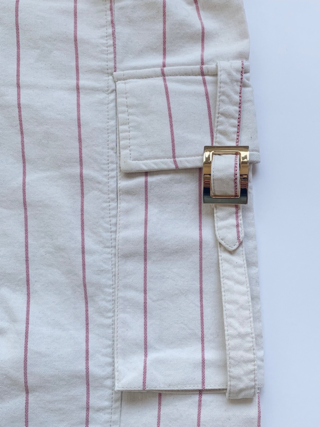 Thumbnail eba8231e-2565-4480-9b48-d340ee9baaf3