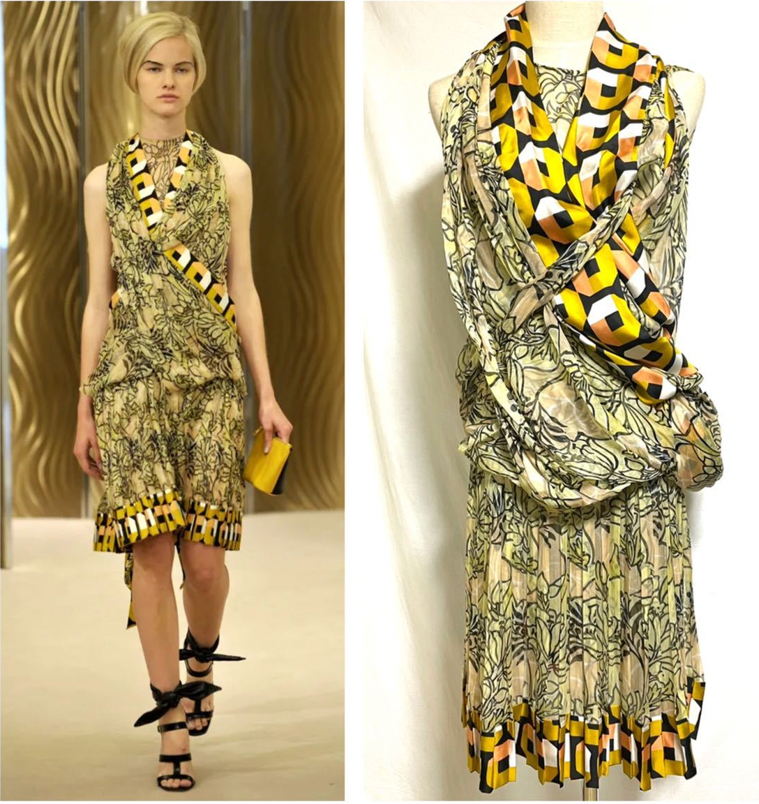 Prada sleeveless chiffon pleated flower dress by PRADA in size S from DRESSES category