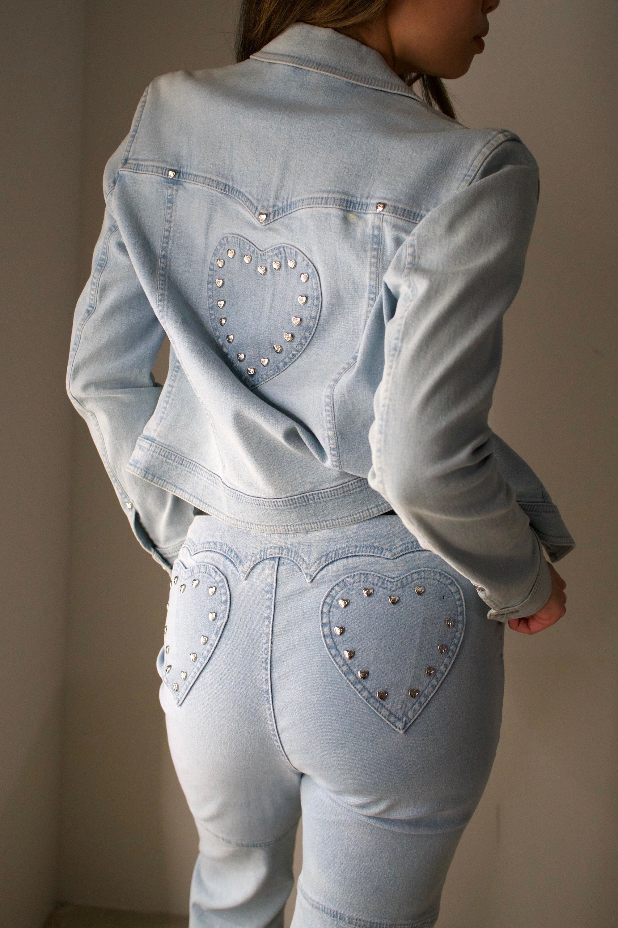 Thumbnail 3cd7e12c-c581-442a-8761-2eee0c389304