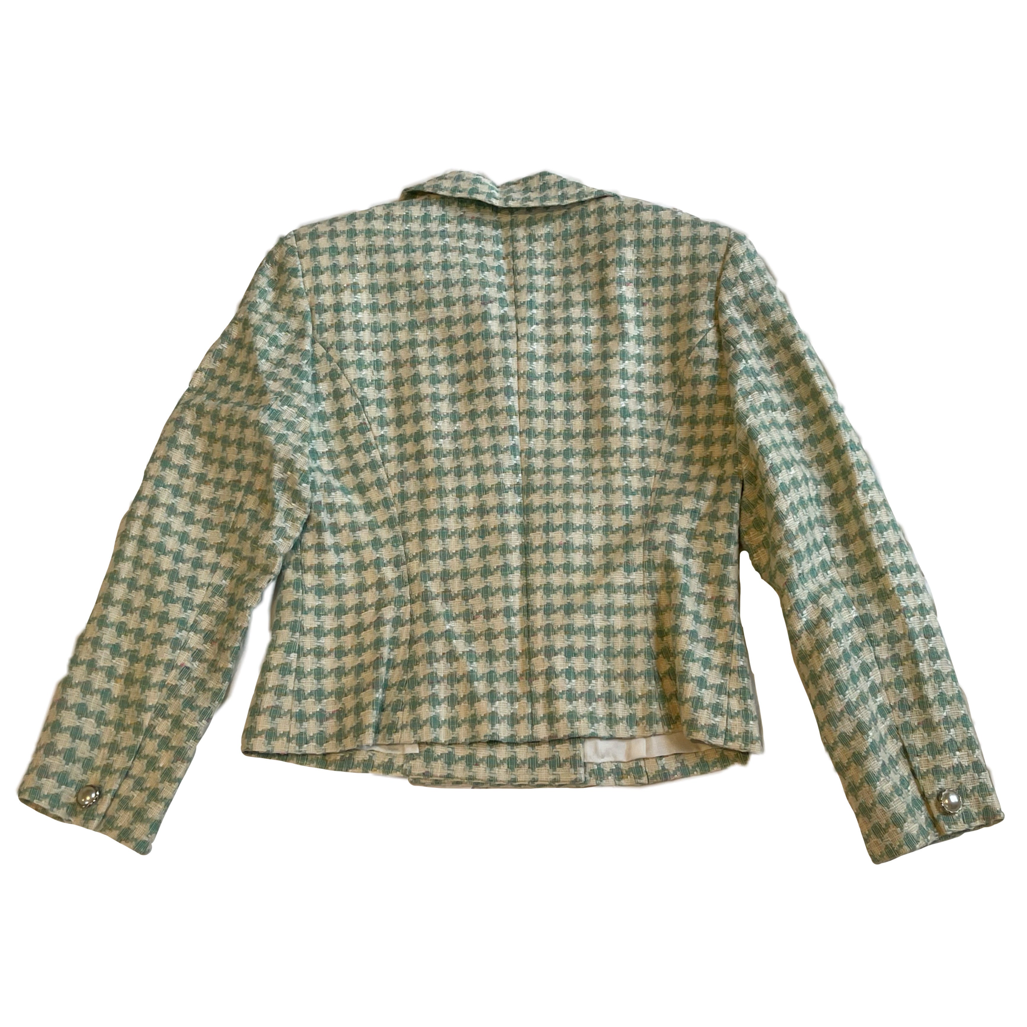 Thumbnail 5b85b0ef-eb7f-4c35-a532-36314e58f3a6