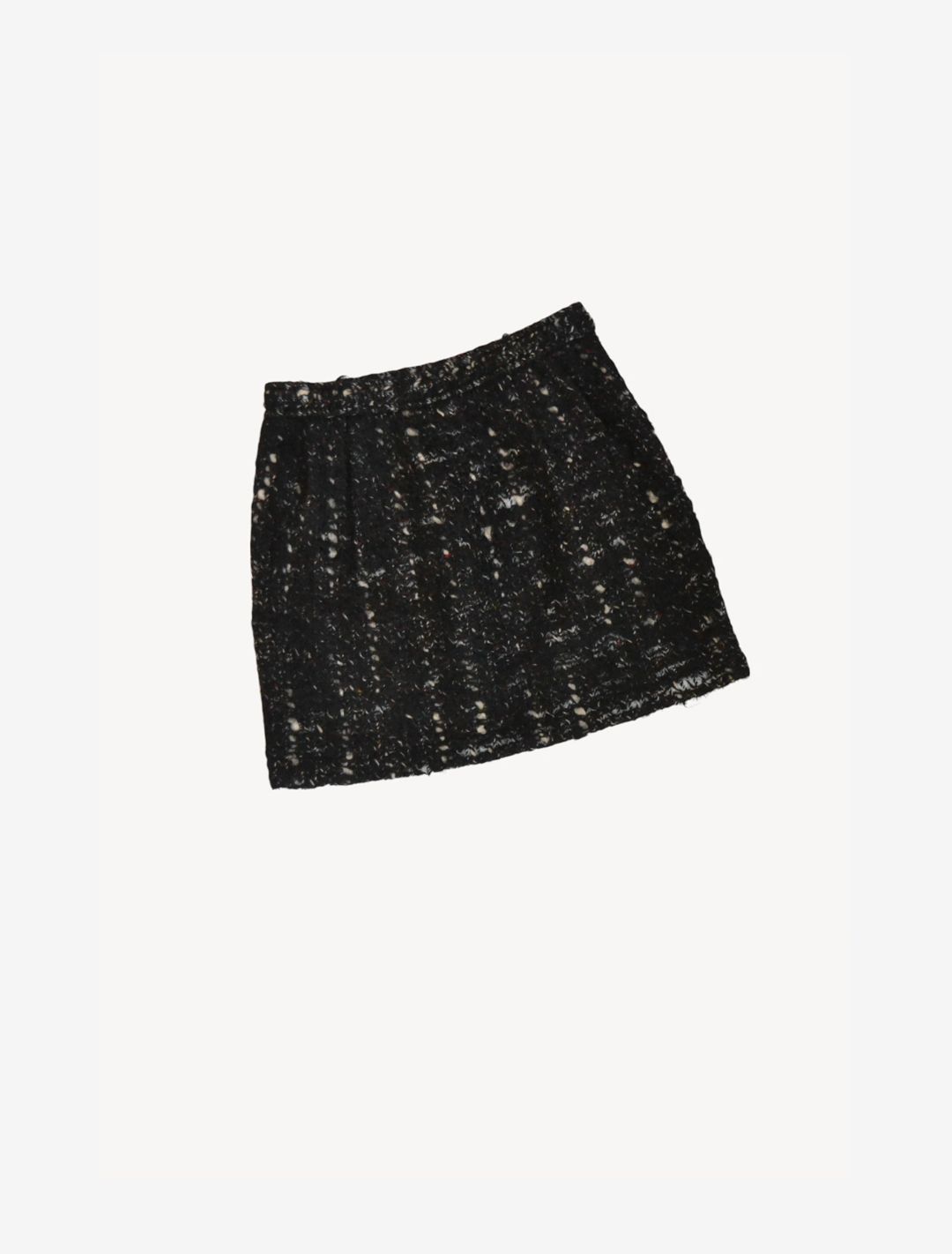 Thumbnail e9b36966-710d-49e9-8324-33e31dc3a76c