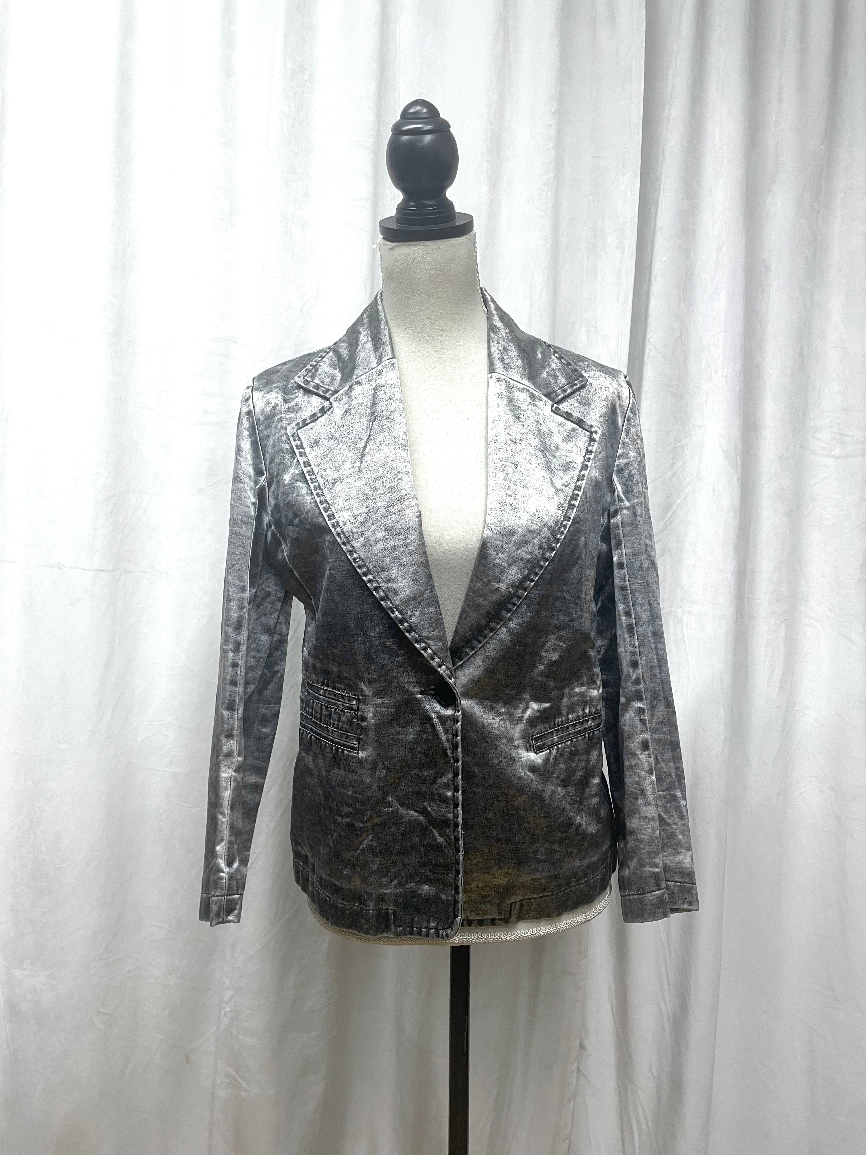 Thumbnail c307d1d6-a3a3-47ed-8a91-4809f78e5fe4