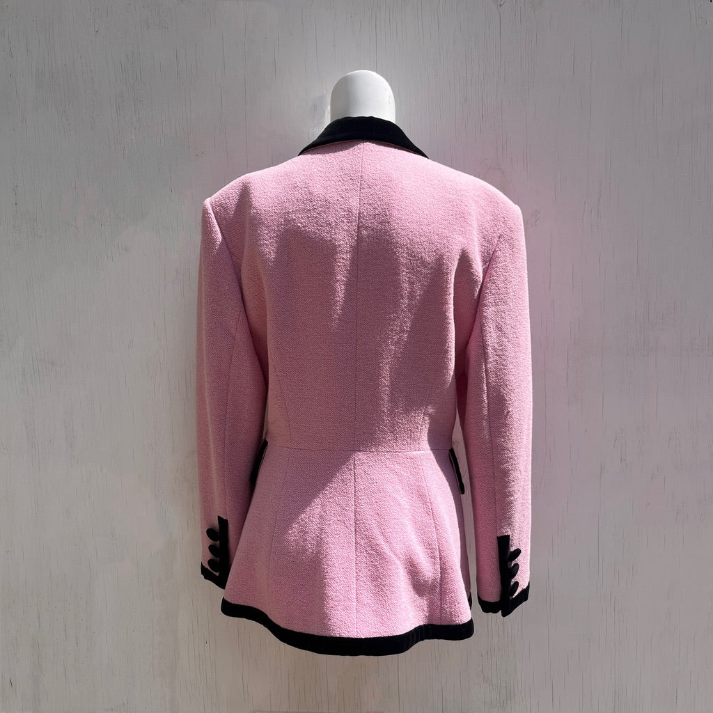 Thumbnail 1a0715b0-167f-4fe7-a6d3-b4b896690bc1