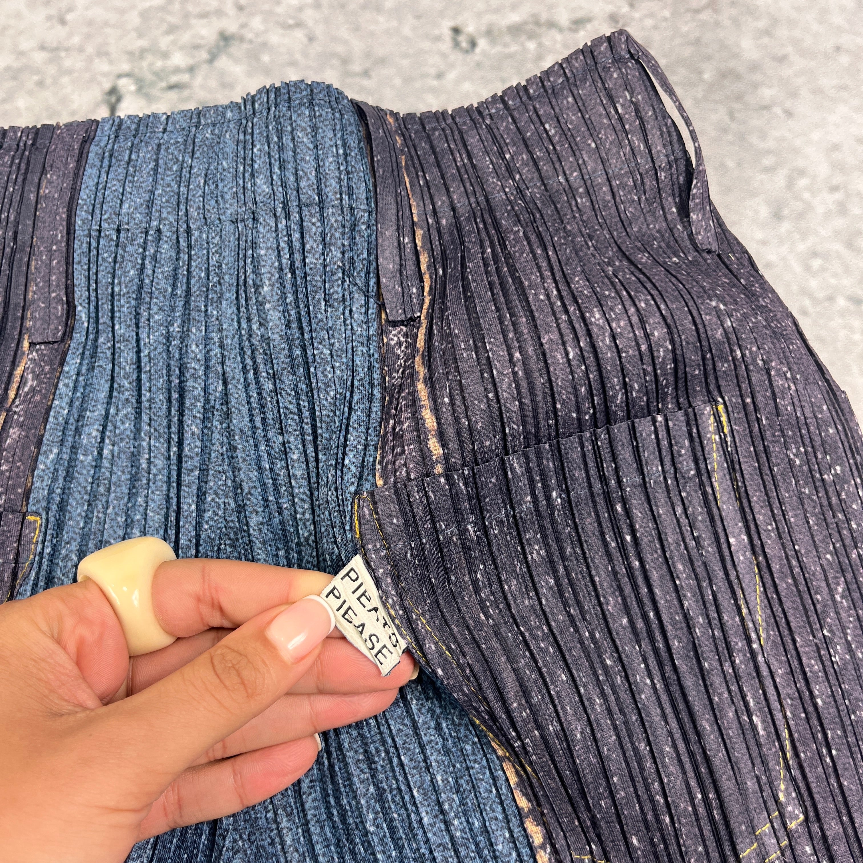 Thumbnail 3d132bf0-7535-48c7-a2aa-9eb413e29f5b