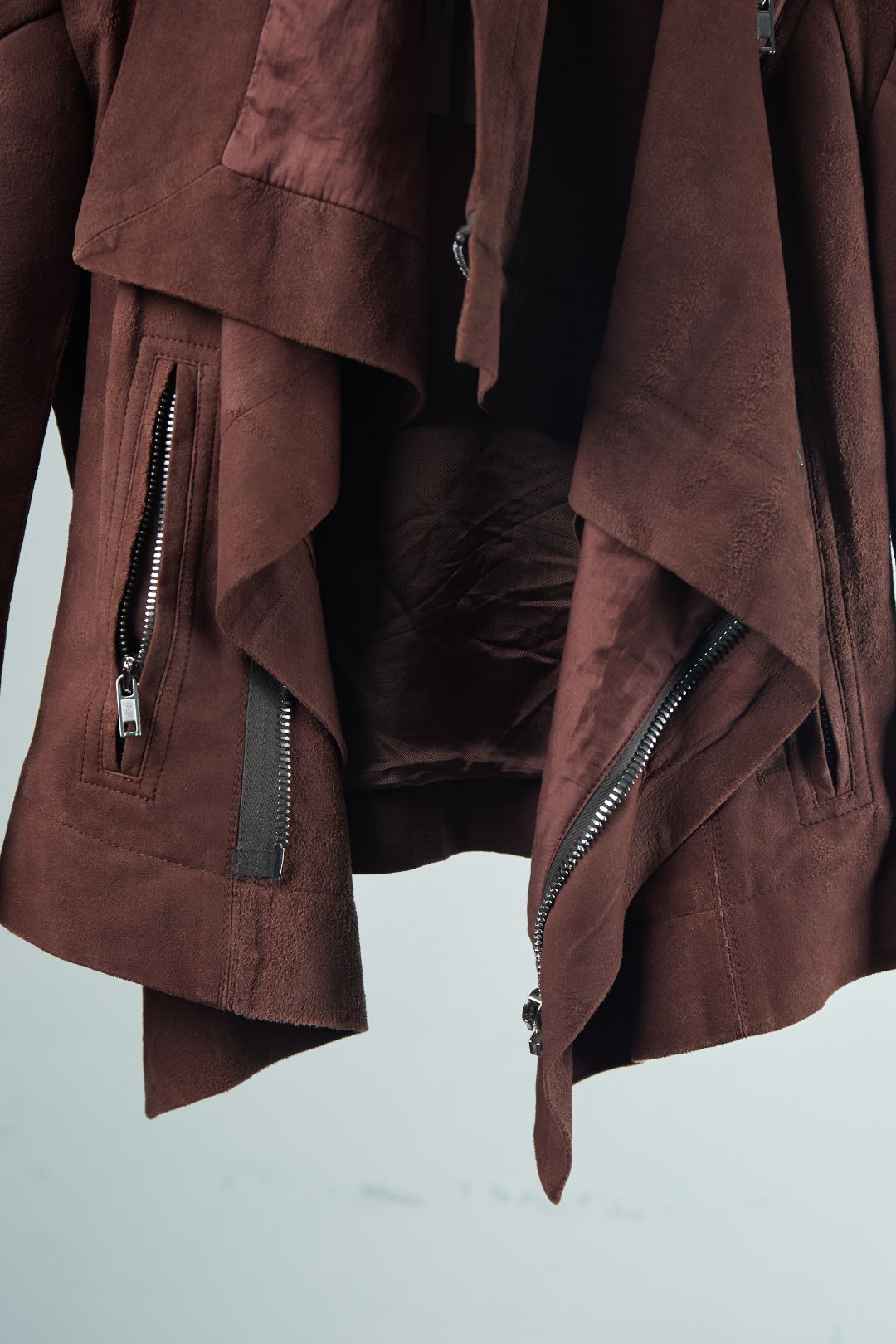 Thumbnail aacceb12-0b68-42c9-b9fa-5d94c71b24df