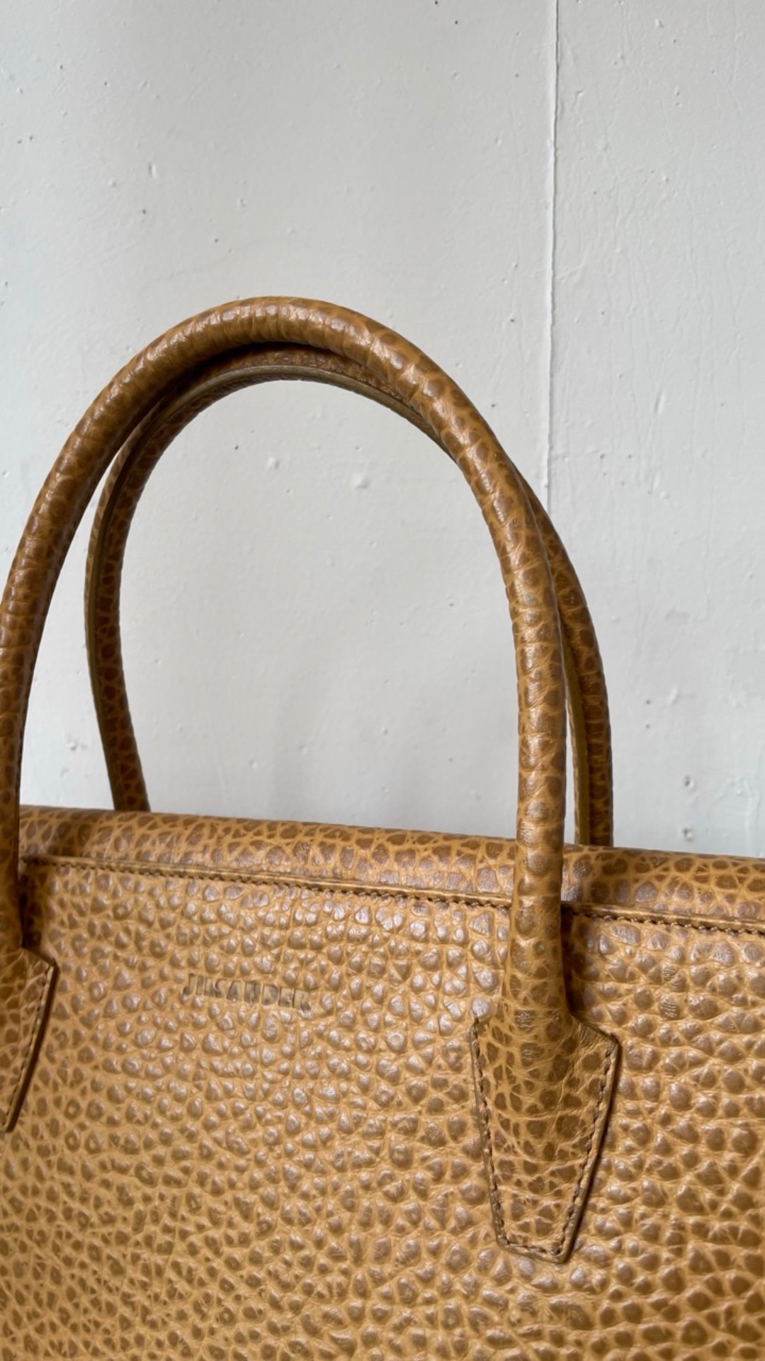 Thumbnail 3ad510ef-b1d2-48c9-b6b9-6d886081d7a7