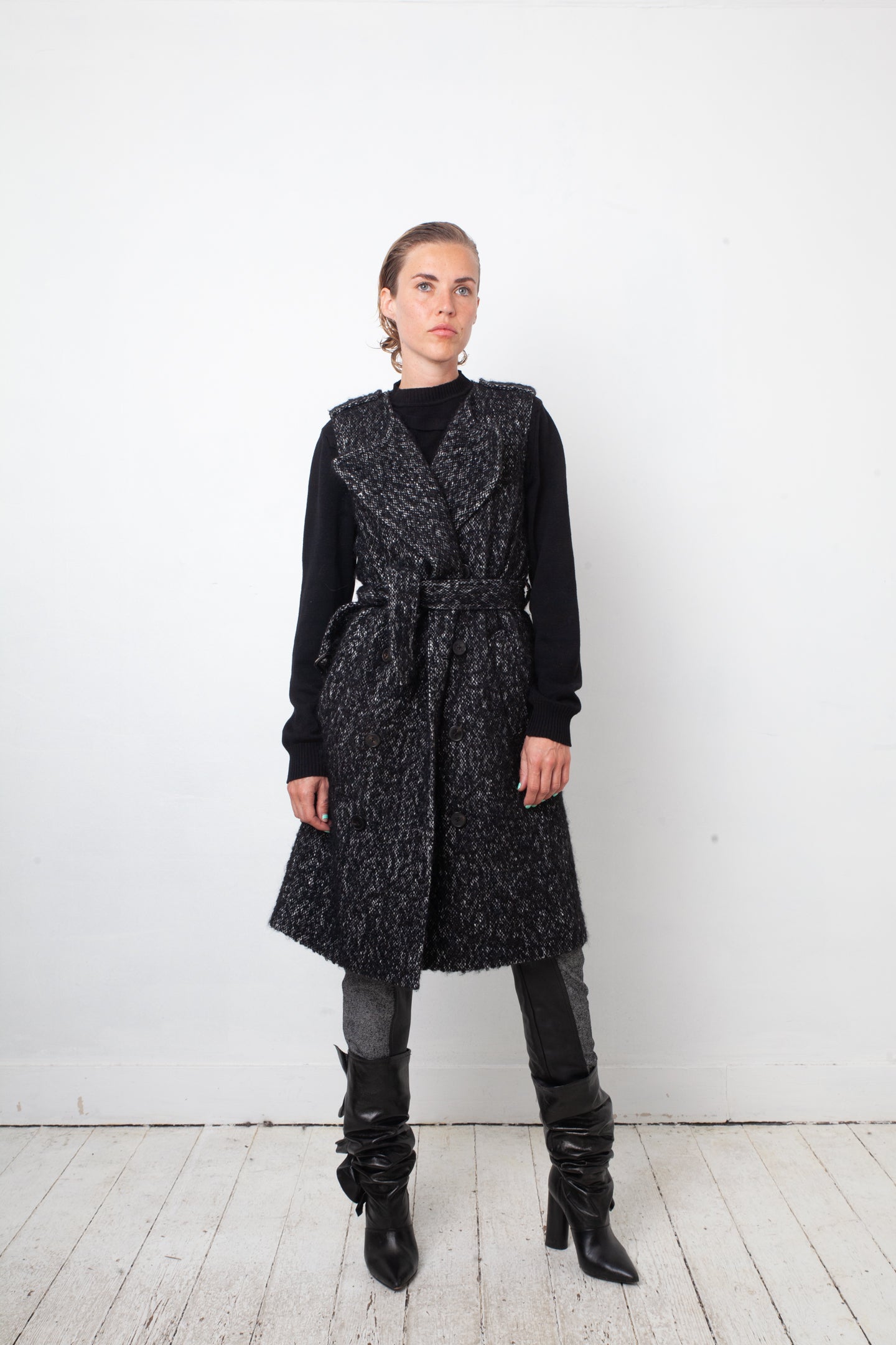 Dries van Noten 2010's sleeveless wool bouclé grey coat with belt by DRIES VAN NOTEN in size FR 36 from COATS & JACKETS category