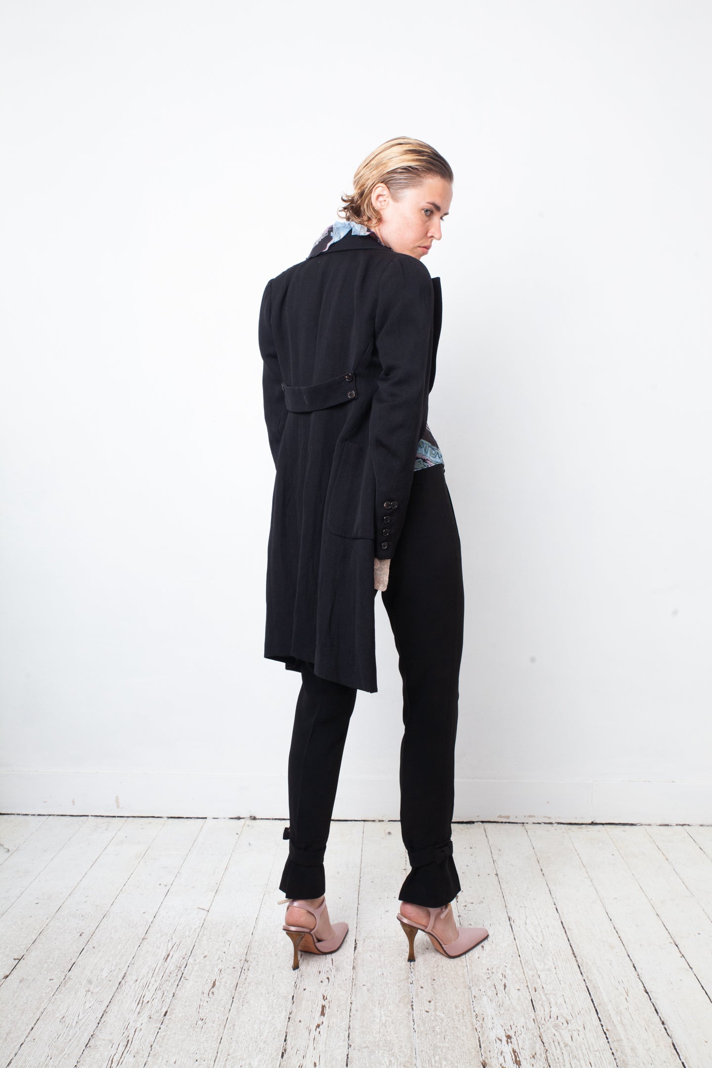 Thumbnail 0ac1402f-57e4-4cf1-aee5-43e5148b2b39