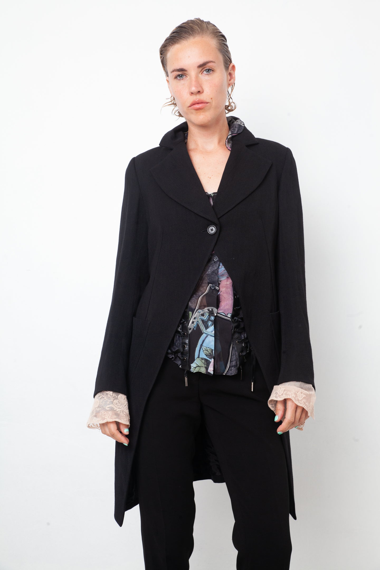 Ann Demeulemeester 2000's black wool tailcoat with pink lace cuffs by ANN DEMEULEMEESTER in size FR 38 from COATS & JACKETS category