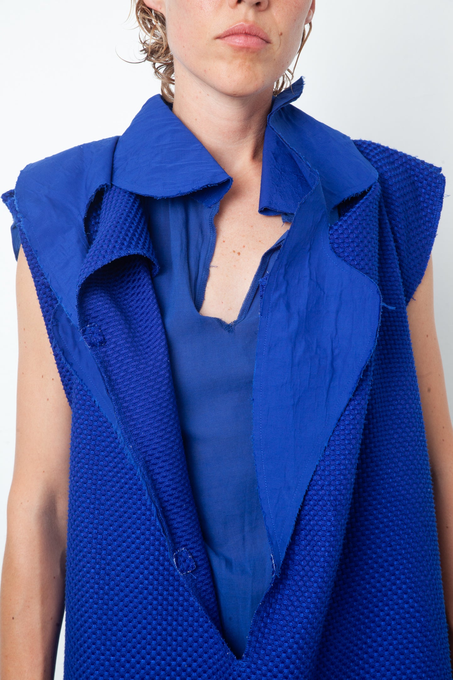 Thumbnail ee72fe99-dbea-4610-9f77-3d69ee752498