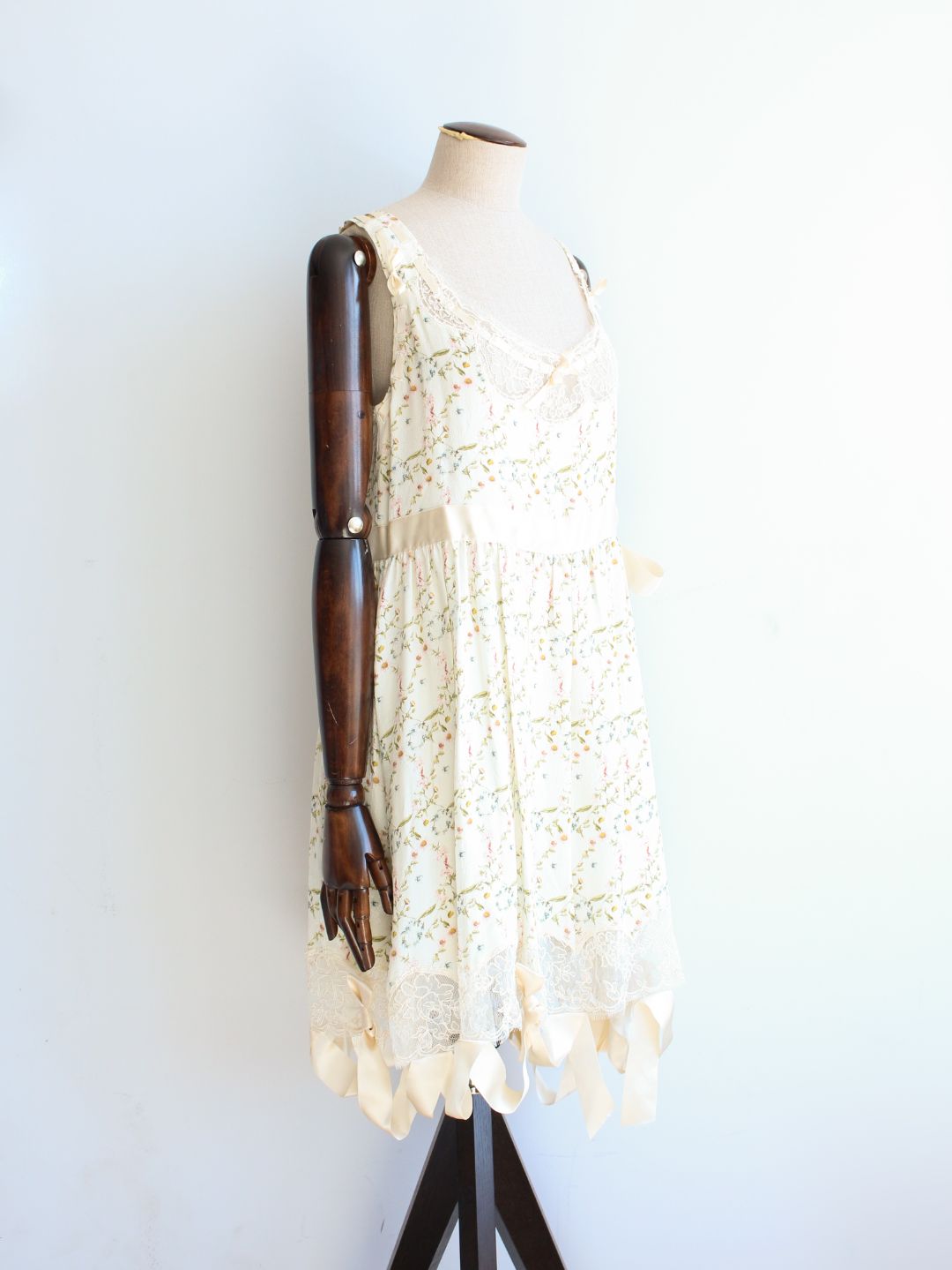 Thumbnail ad8c9112-4e78-4895-bbbd-f3b616572581