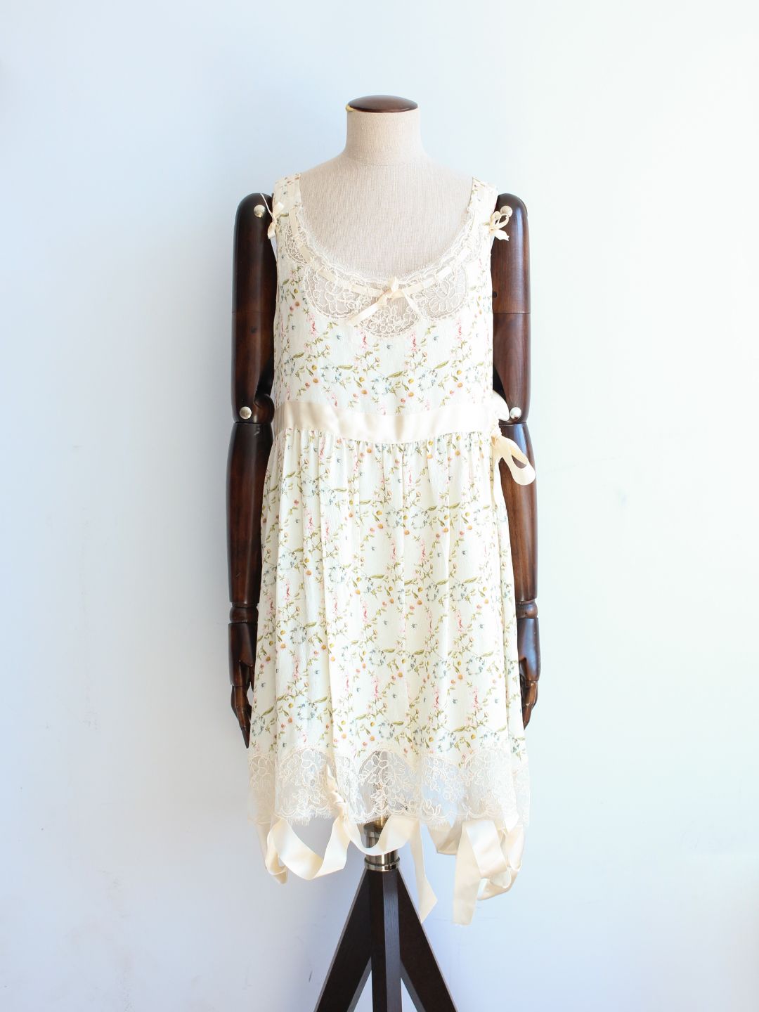 Thumbnail 240d7c81-959d-475f-acb7-b9a275c83713