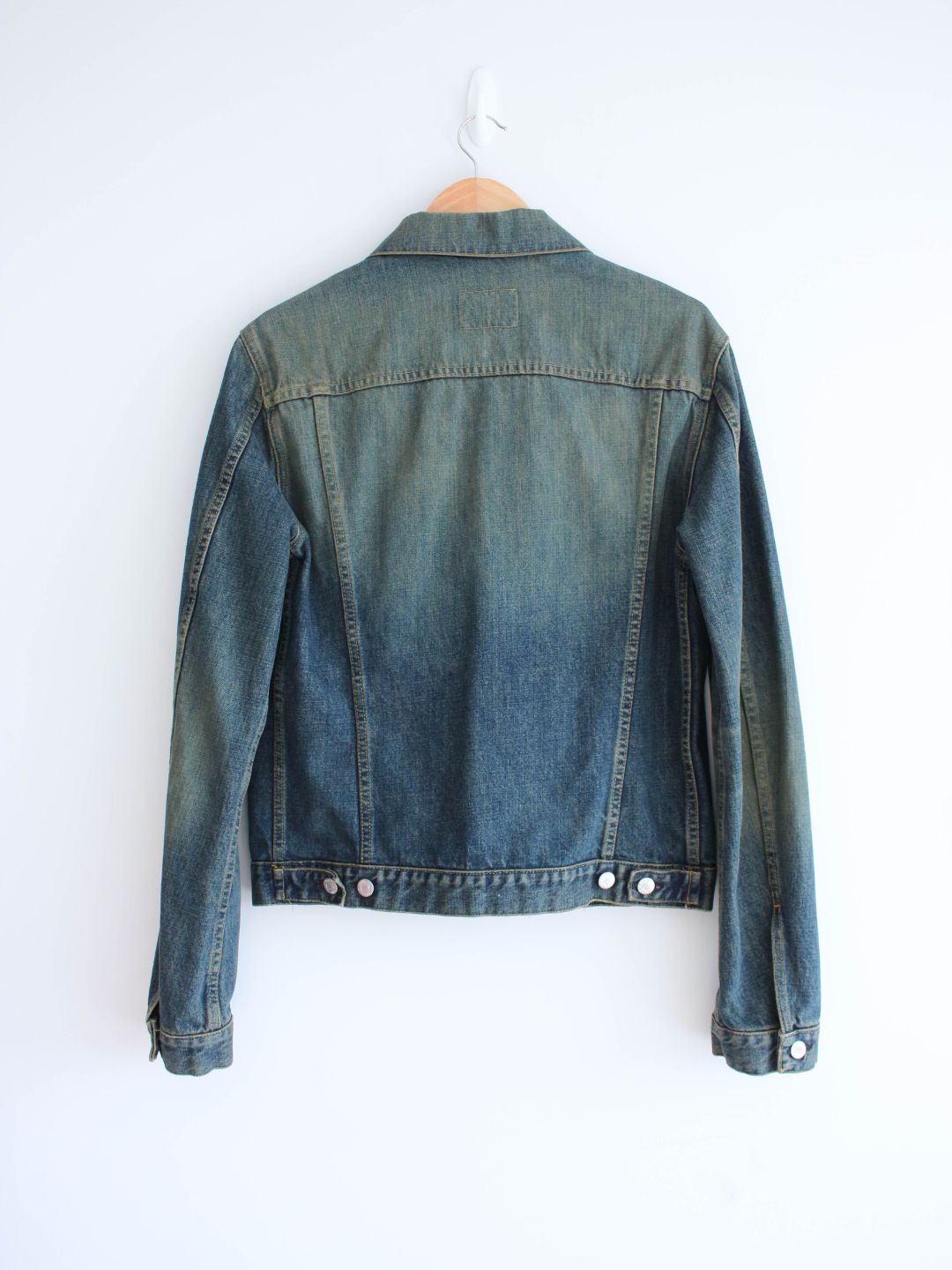 Thumbnail d7582b96-7fd5-488e-b1e3-4a78dddd4378