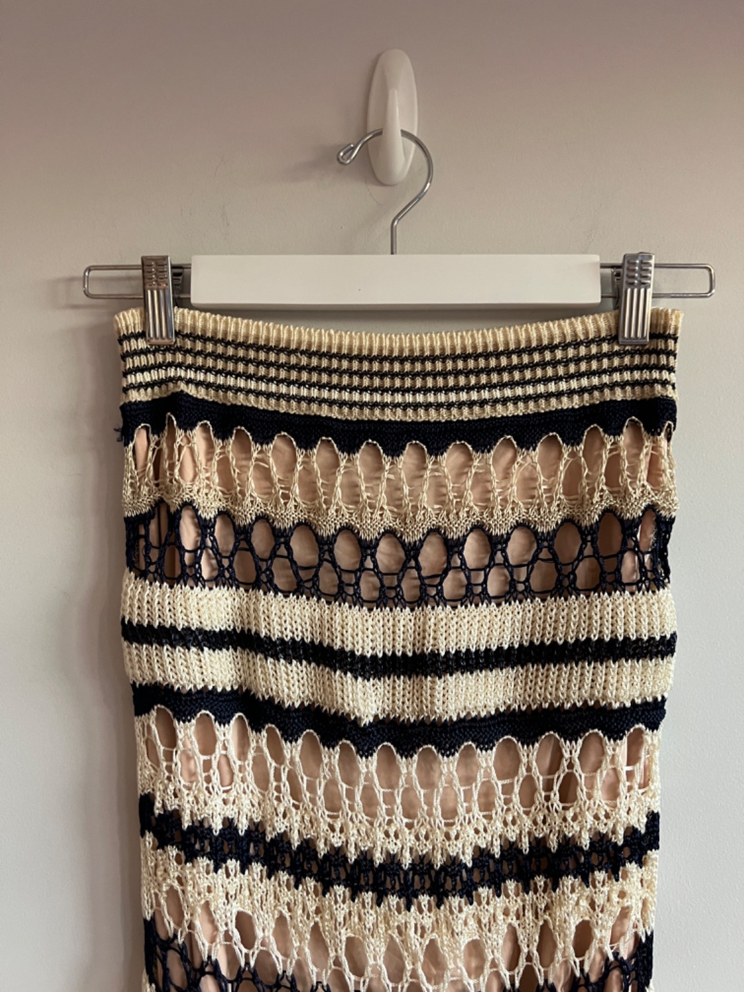 Thumbnail 57bee2ce-9351-4f63-a4c8-94d19d5b3ea3