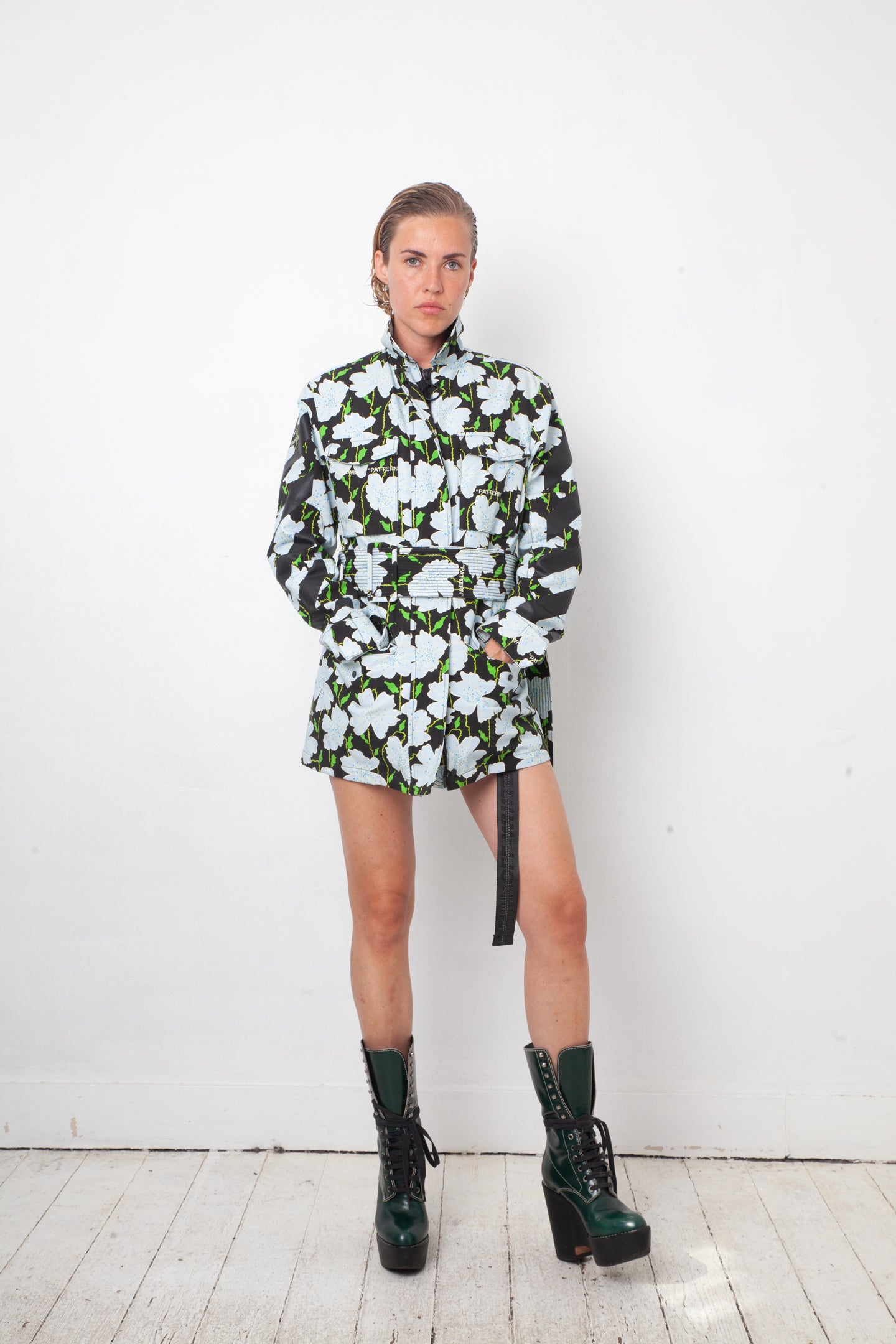 Off-White resort 2018 flower pattern denim jacket with belt and strap detail by OFF-WHITE in size IT 40 from COATS & JACKETS category