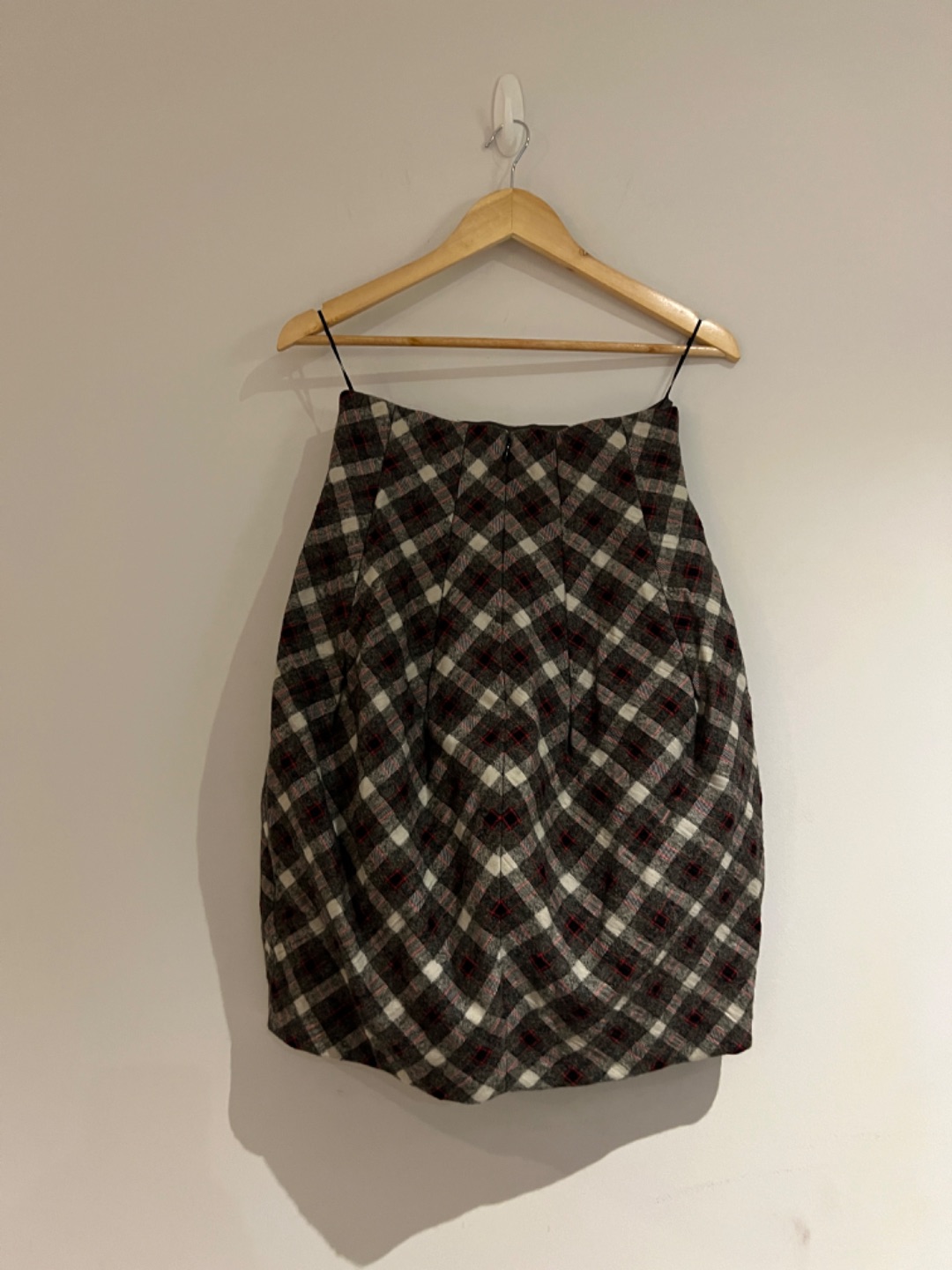 Thumbnail c78c81ee-ced9-4eb9-bfb1-097a31fc0c4d