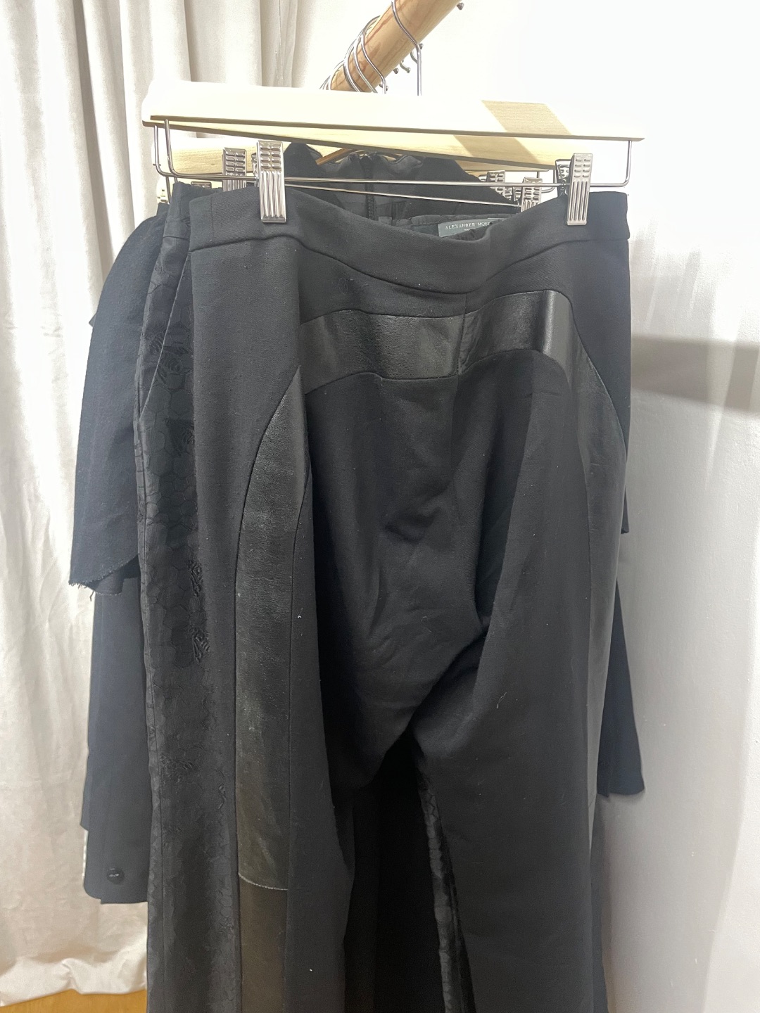 1e511721-6d45-4bed-bb84-0dfa9e465fe2