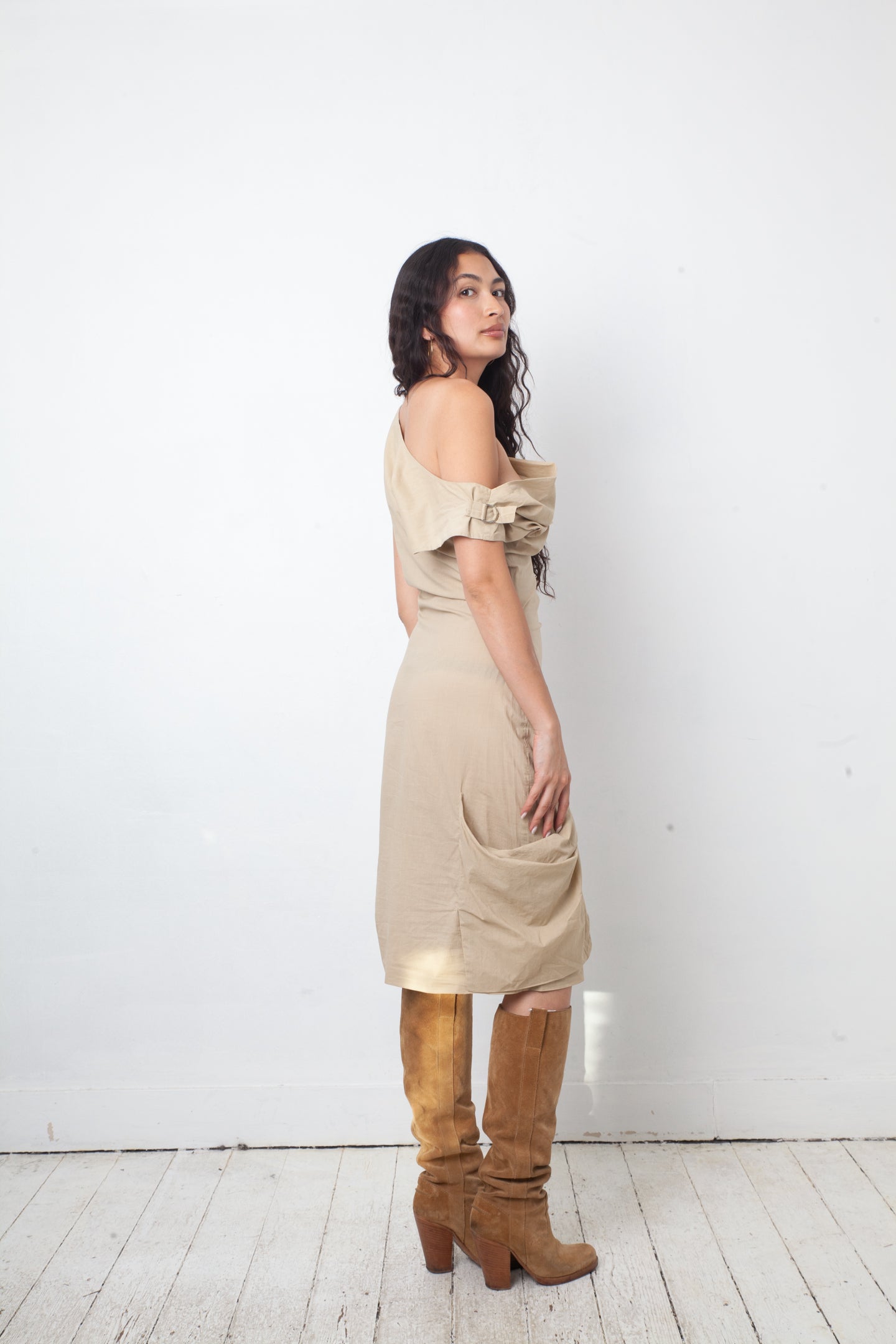 Thumbnail c7b9917e-a668-46c8-9b2e-515f82aaeffc