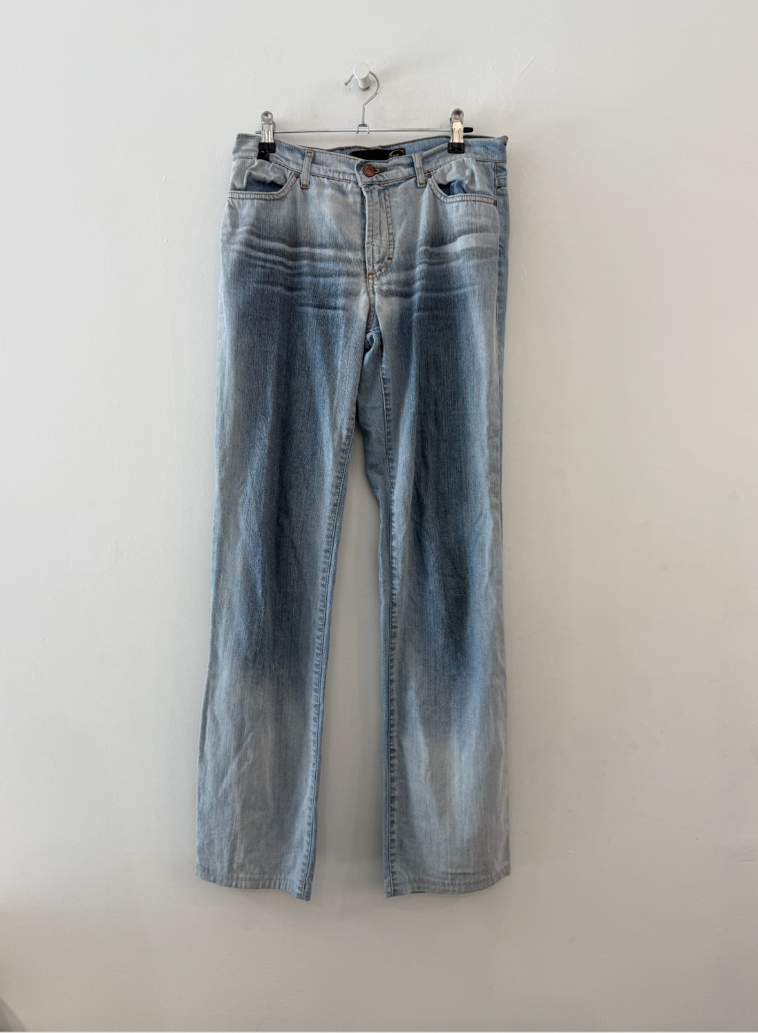 a2baffde-68ff-4c7c-8fb5-cb2c264d72f3