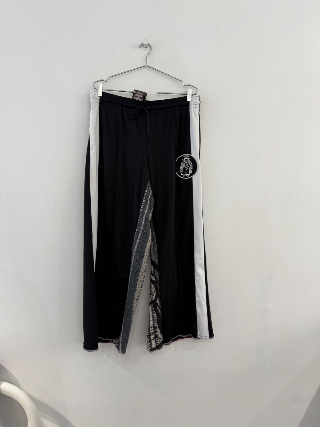 1ccf7594-e5d6-4026-8da7-dbe1b8e59891