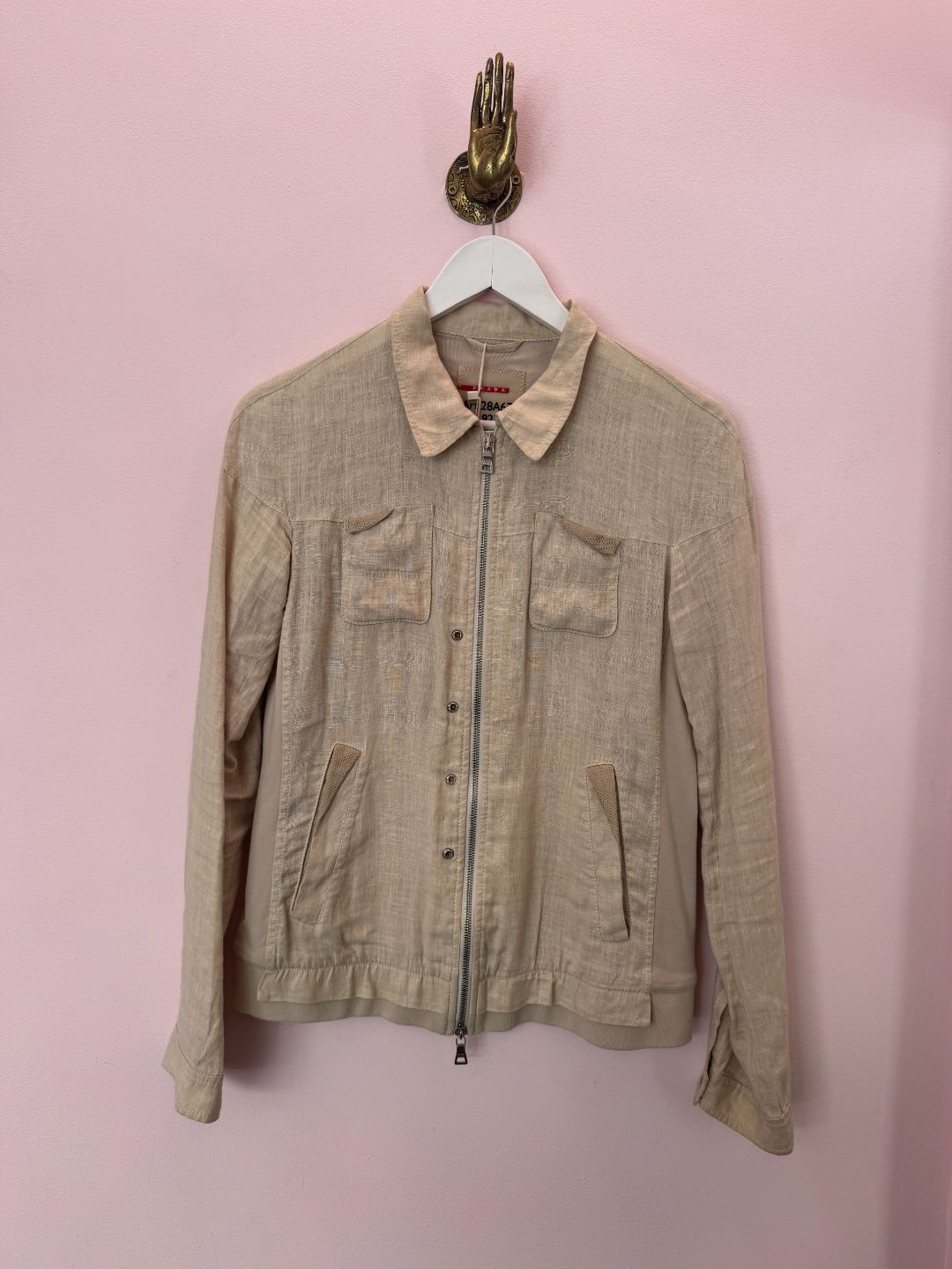 1dc1f540-8bba-44f2-9a38-930336e18cb0