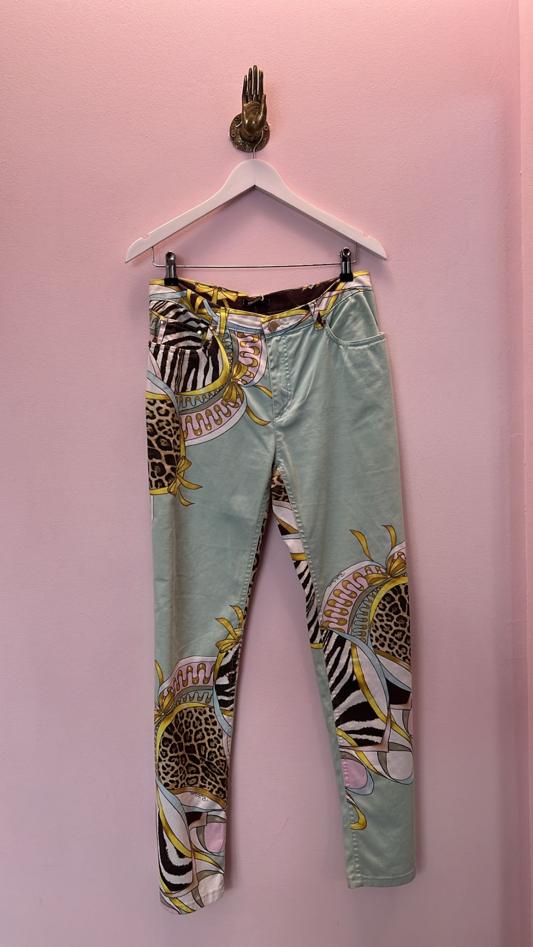 b9308225-265f-4fce-8703-208be56967ab