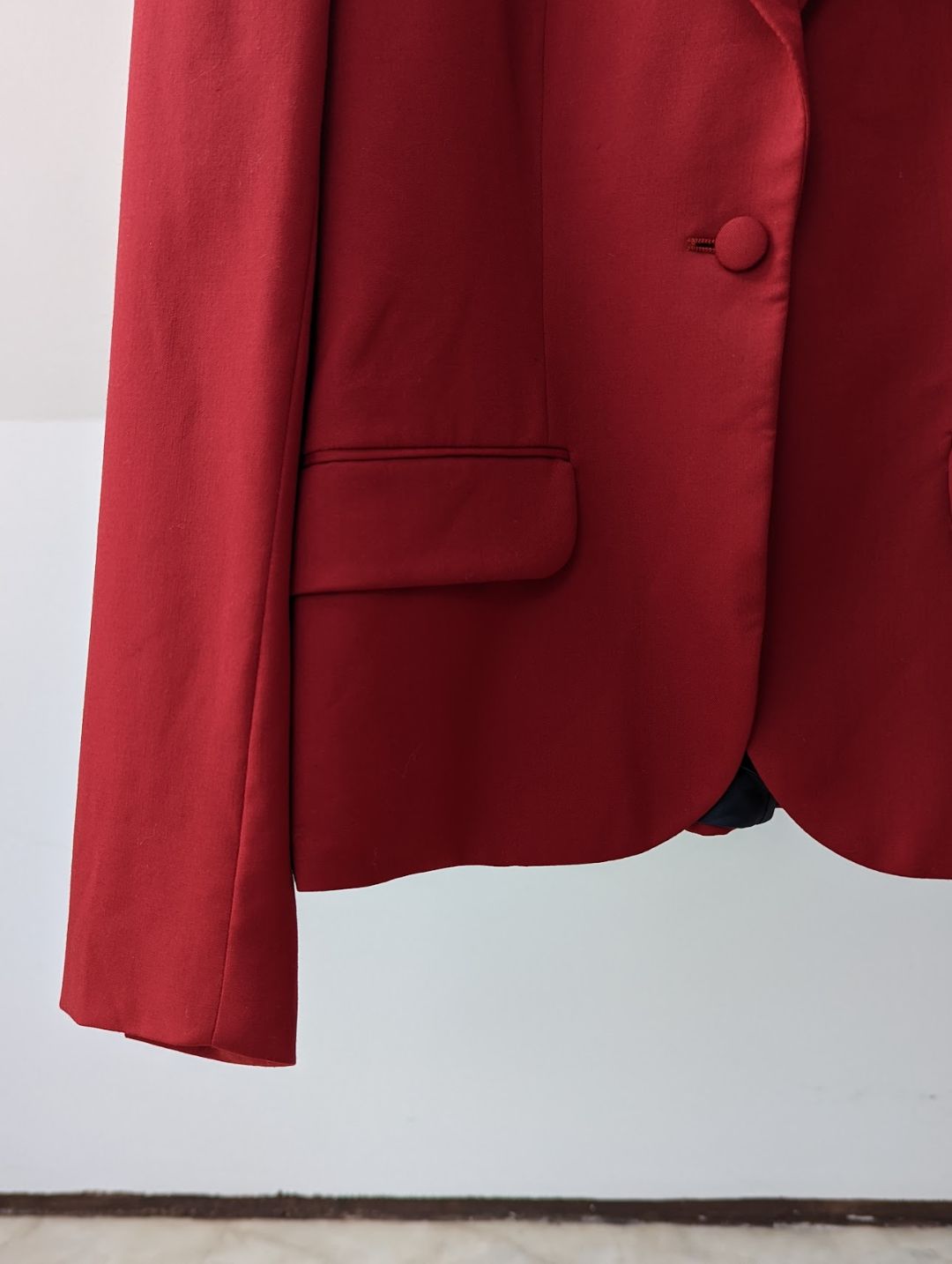 Thumbnail 545ec799-ffb2-4ac6-98bf-7cf80d36386c