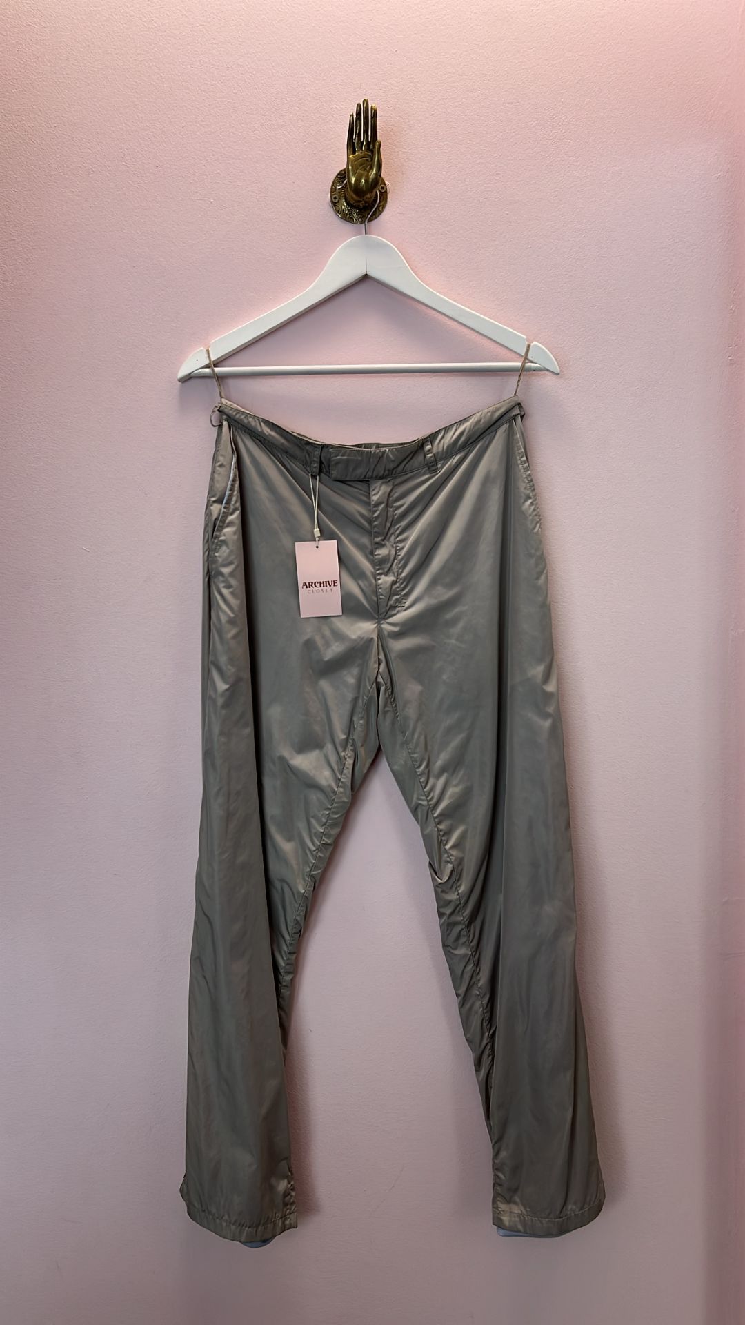 1e5c3baf-6d12-4db9-abc9-91d571d8d449