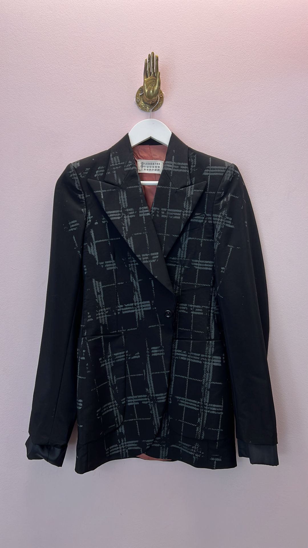 9862ff51-bd23-40dd-a163-28750e92cf6c