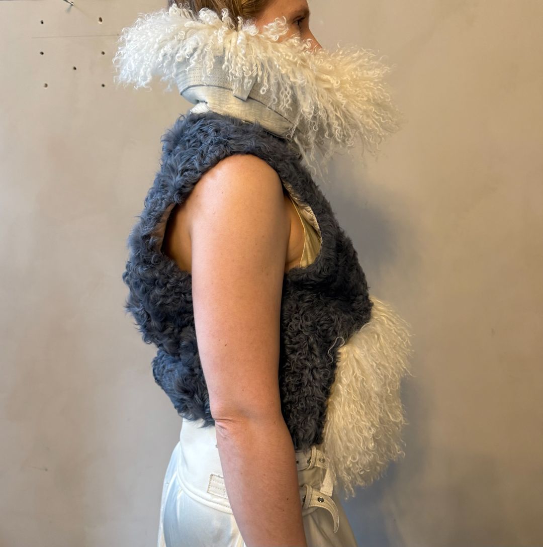 Thumbnail 0668a5d9-d7c1-406a-95af-c63ba761cfc2