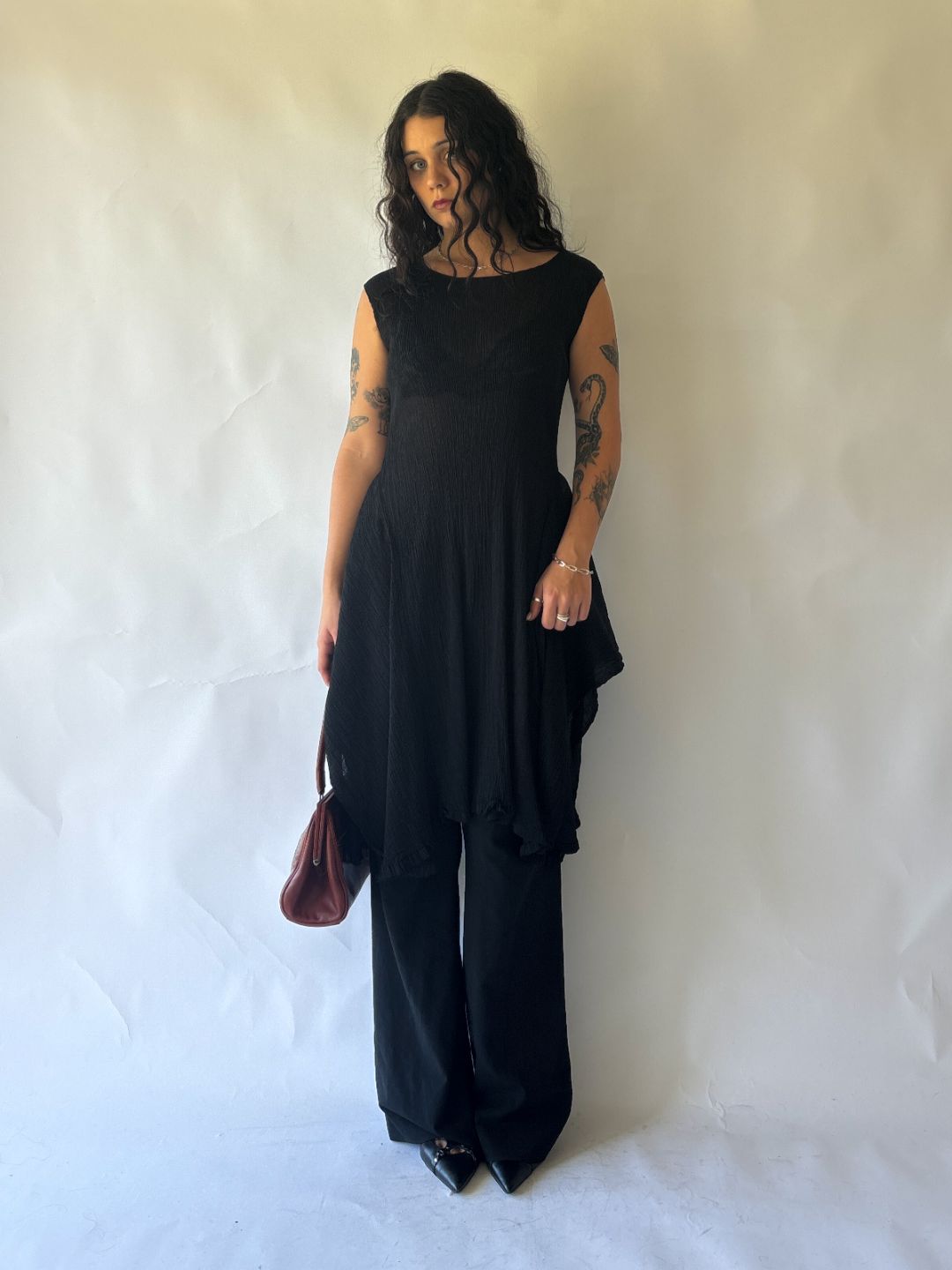 Thumbnail 5c911e9d-cc6a-459b-9fec-5d0358f34952