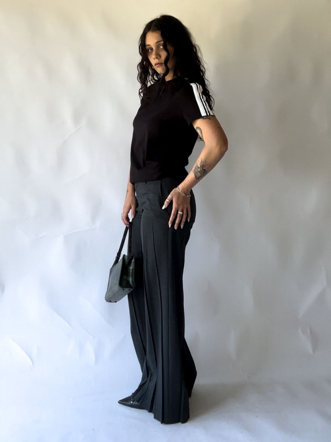 Thumbnail 77723372-9755-44ea-9007-729e350f69d6