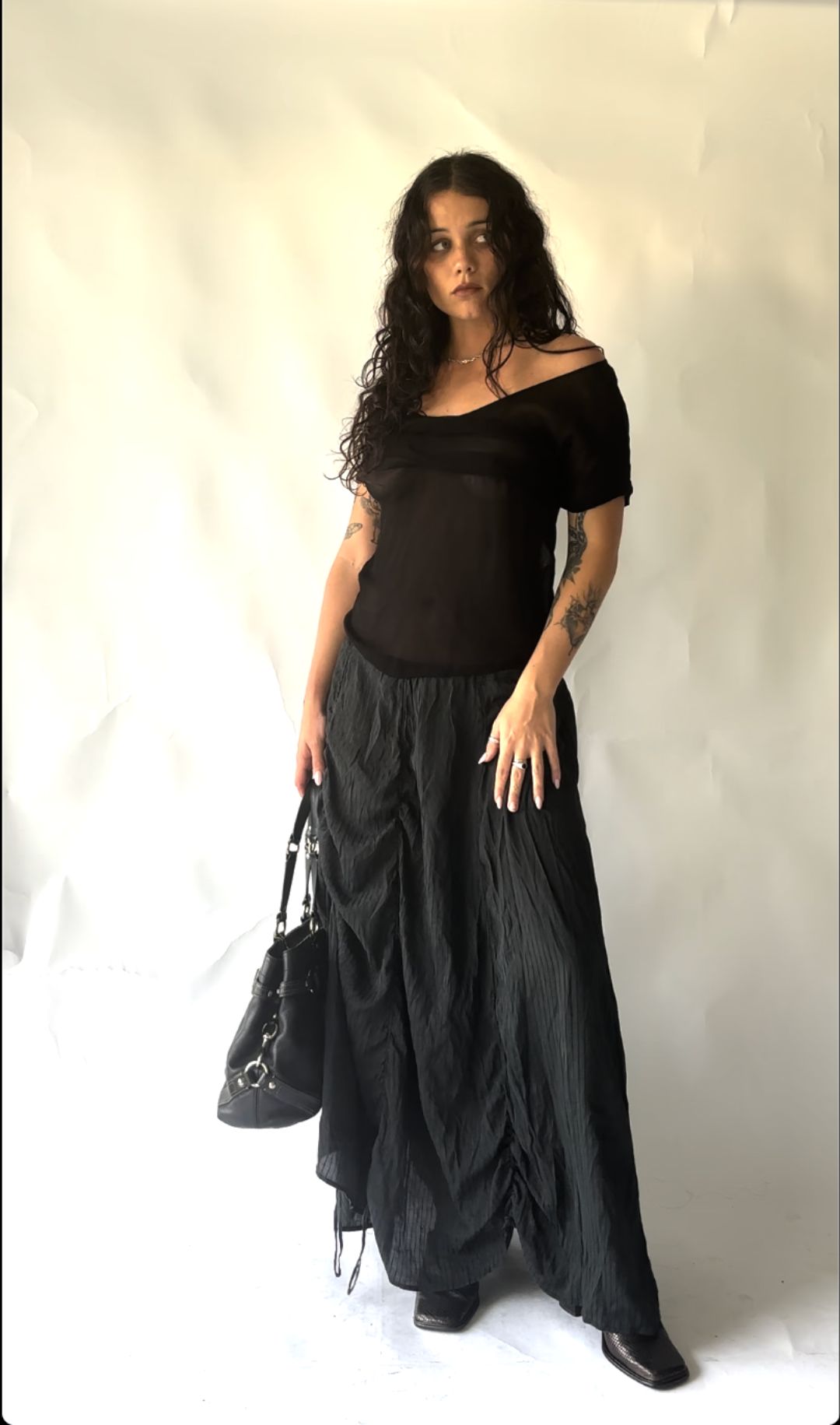 Thumbnail 045e9d4d-fe4e-4fa1-8b6f-1a1d7ce3f210