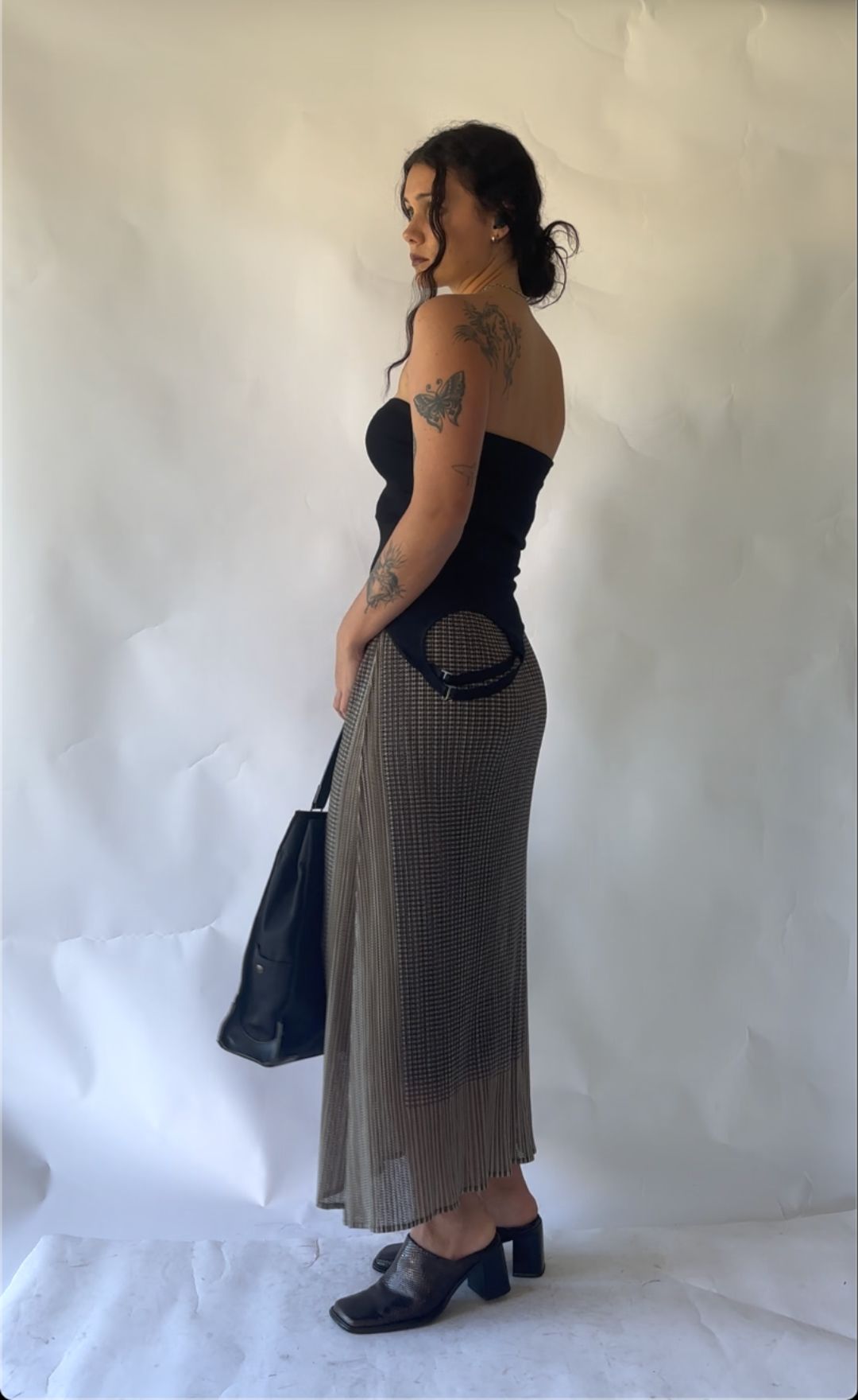 Thumbnail 47699550-e0d2-4b73-9b3d-dbce172e43b3