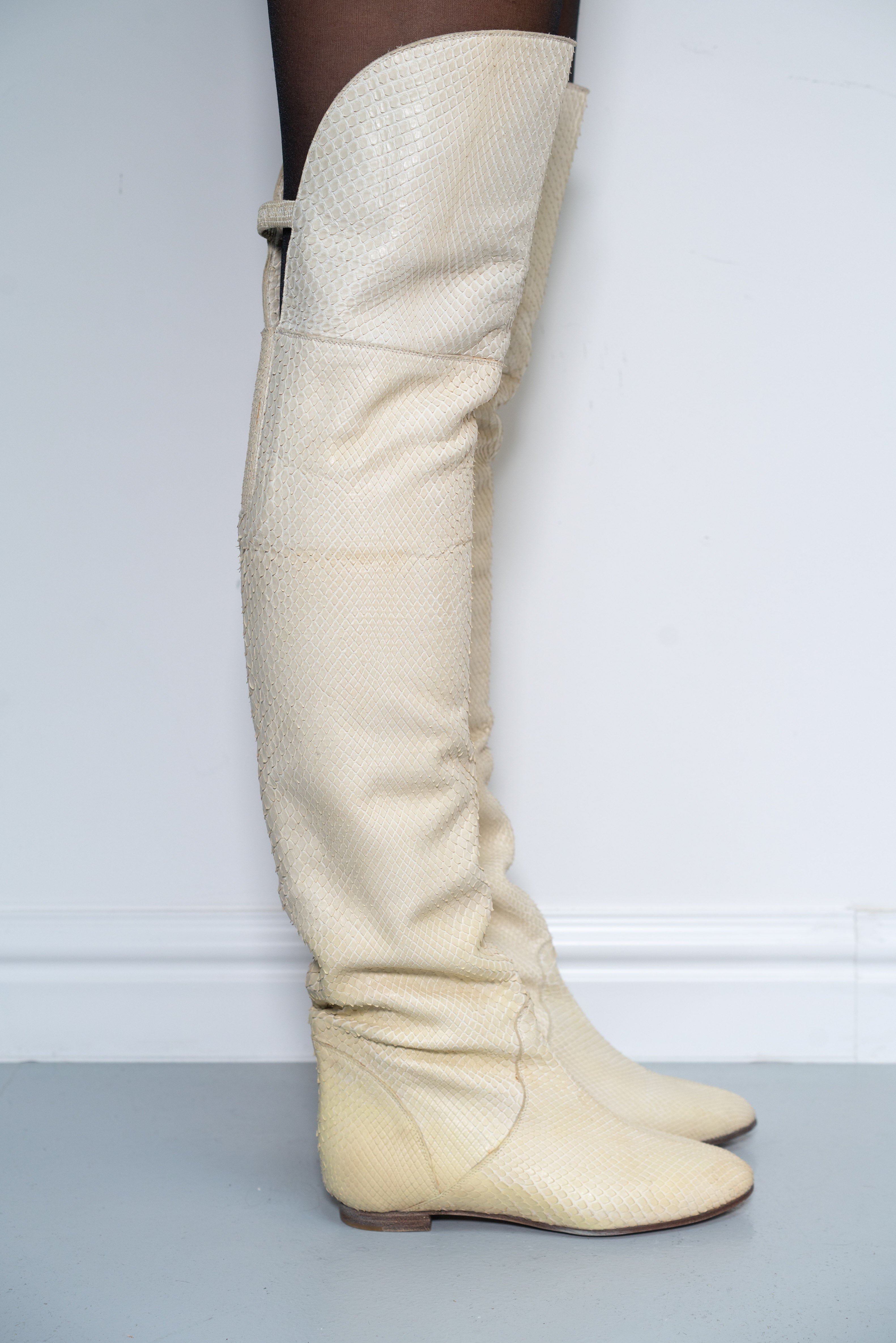 Thumbnail 35047251-dac4-4a16-b028-8571b0b2182c