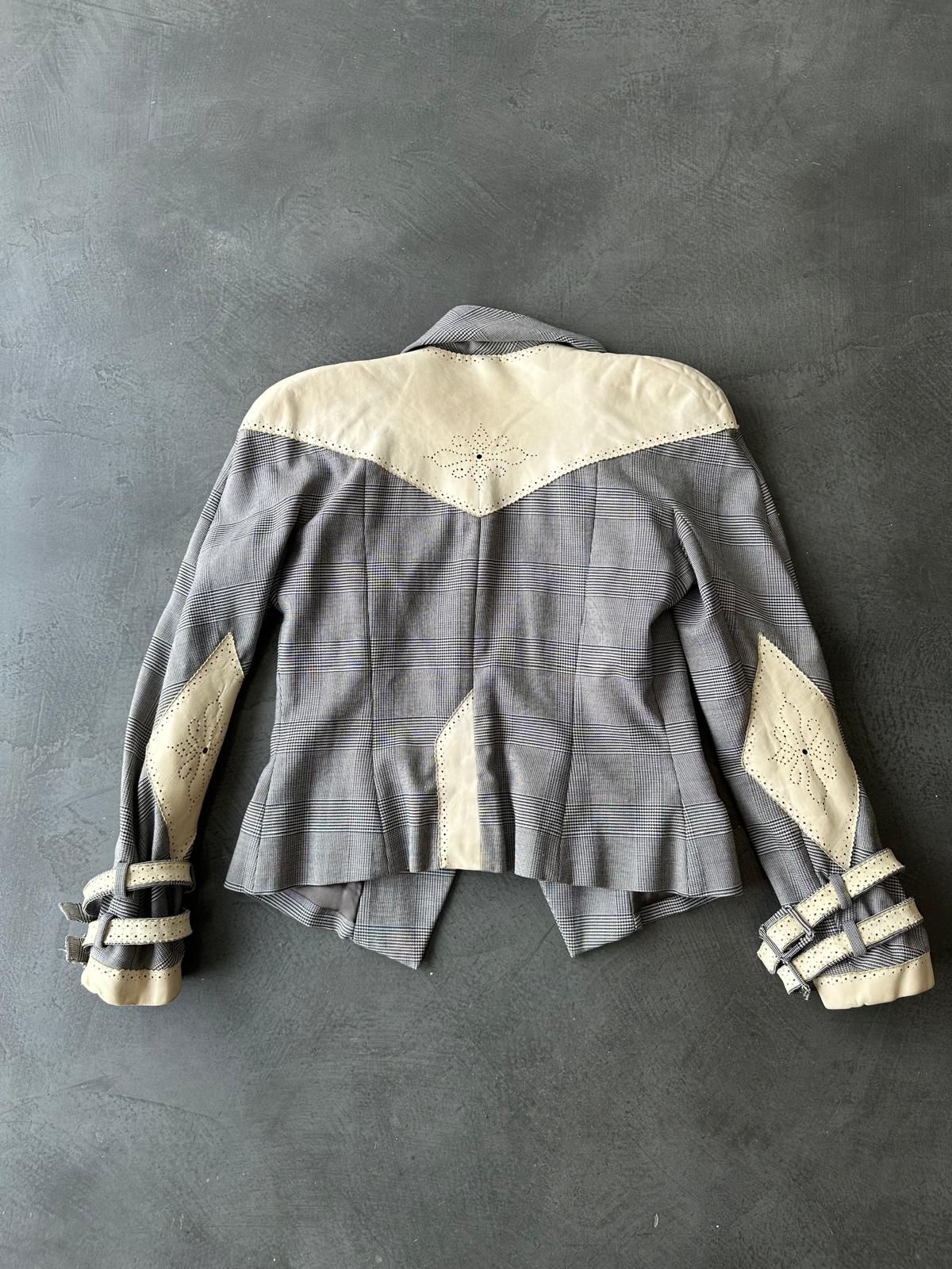 Thumbnail 831c9ffb-b8a3-4ab7-87a5-8bf6c4a9eee3