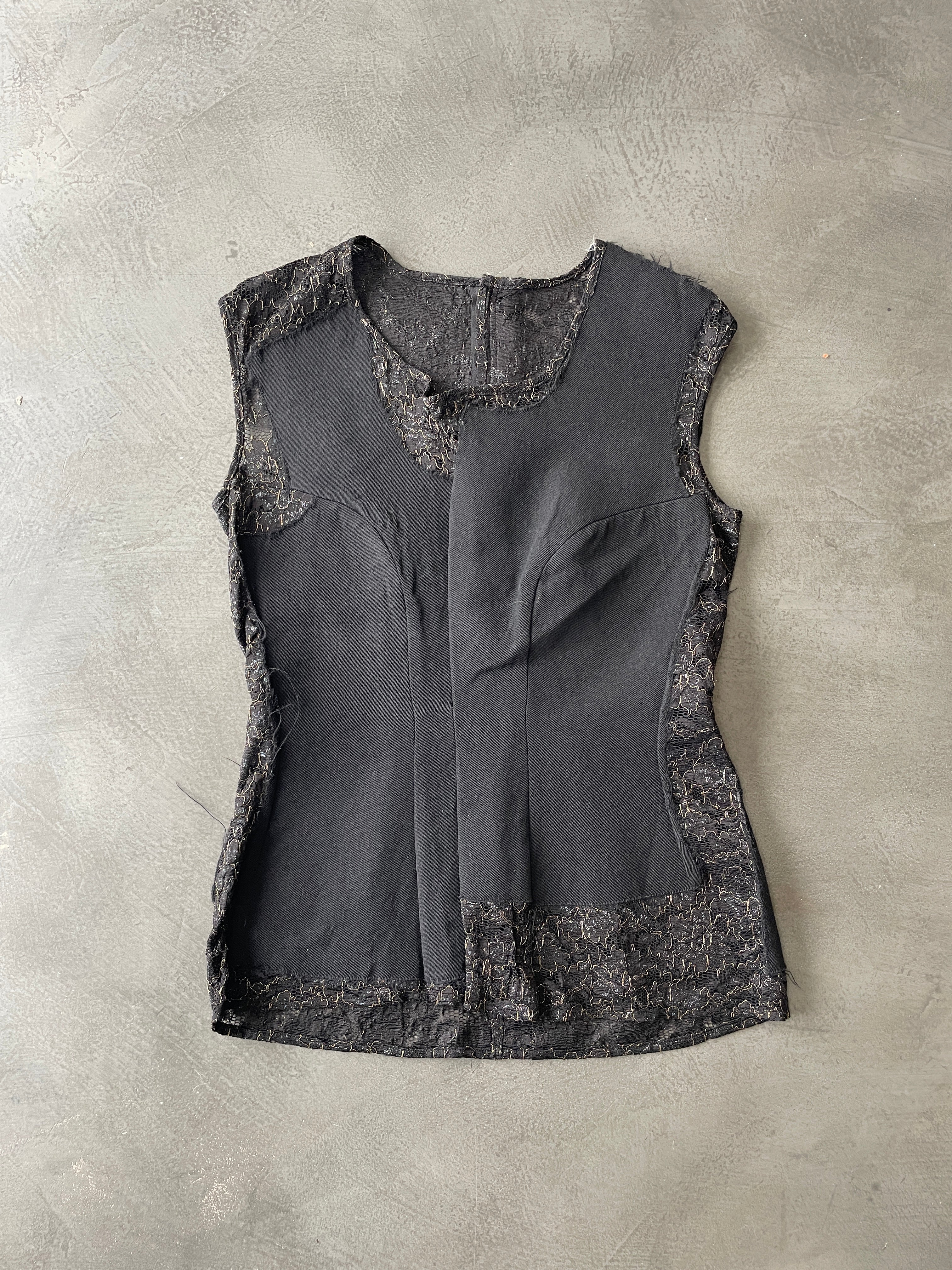 e64b7e53-34b9-4f53-b16f-3a23d9e5b71d