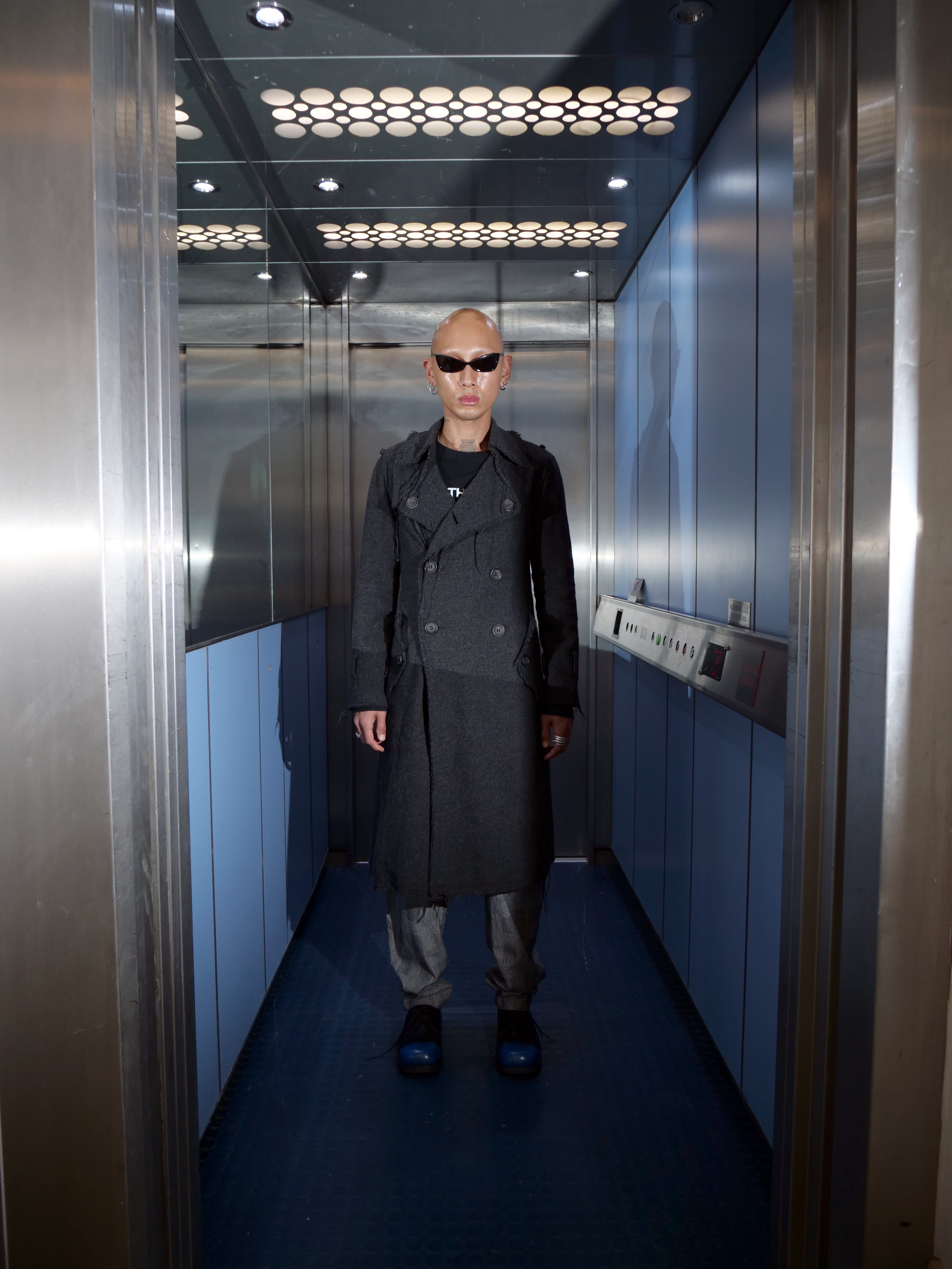 Thumbnail 237cd2e7-886e-476b-ad04-948e1a63e1fa