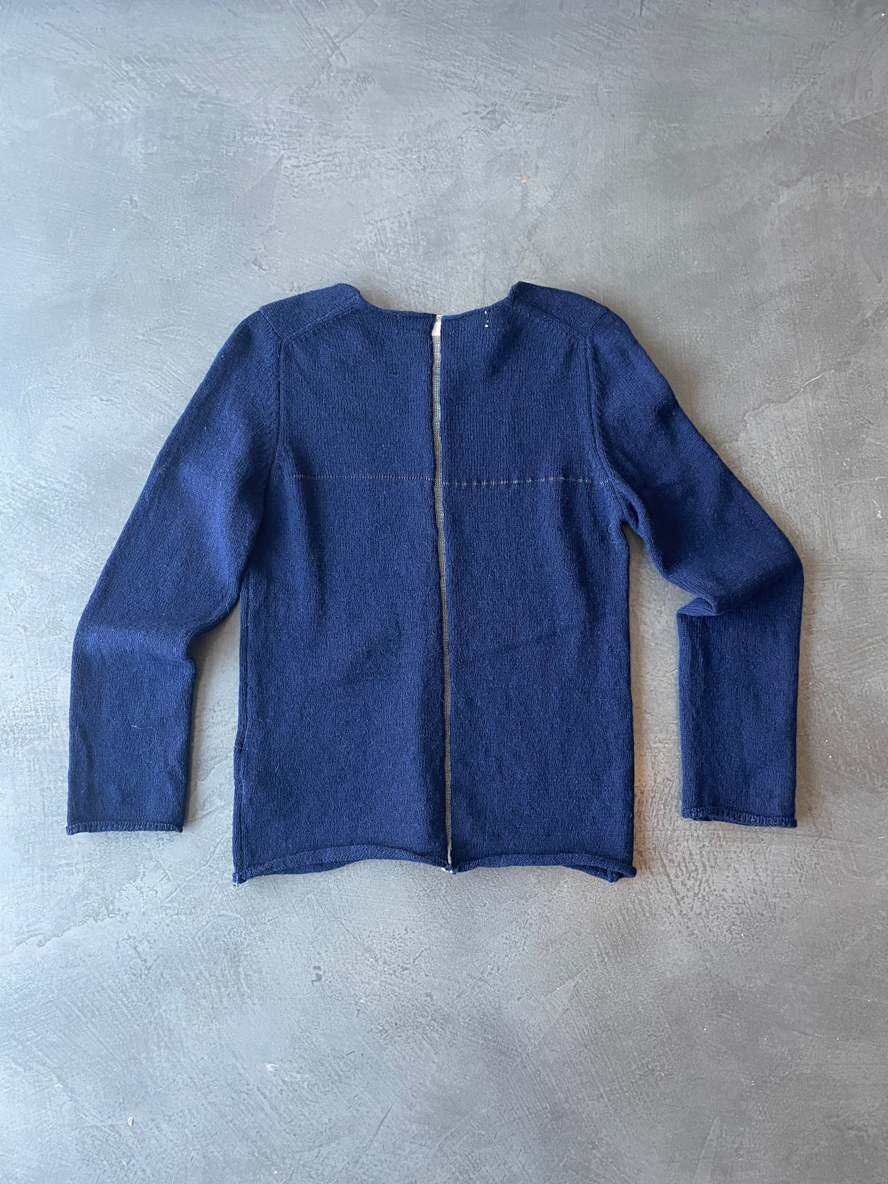 Thumbnail 5b3f7faa-8039-48dd-a1ab-d5c8a27a3928