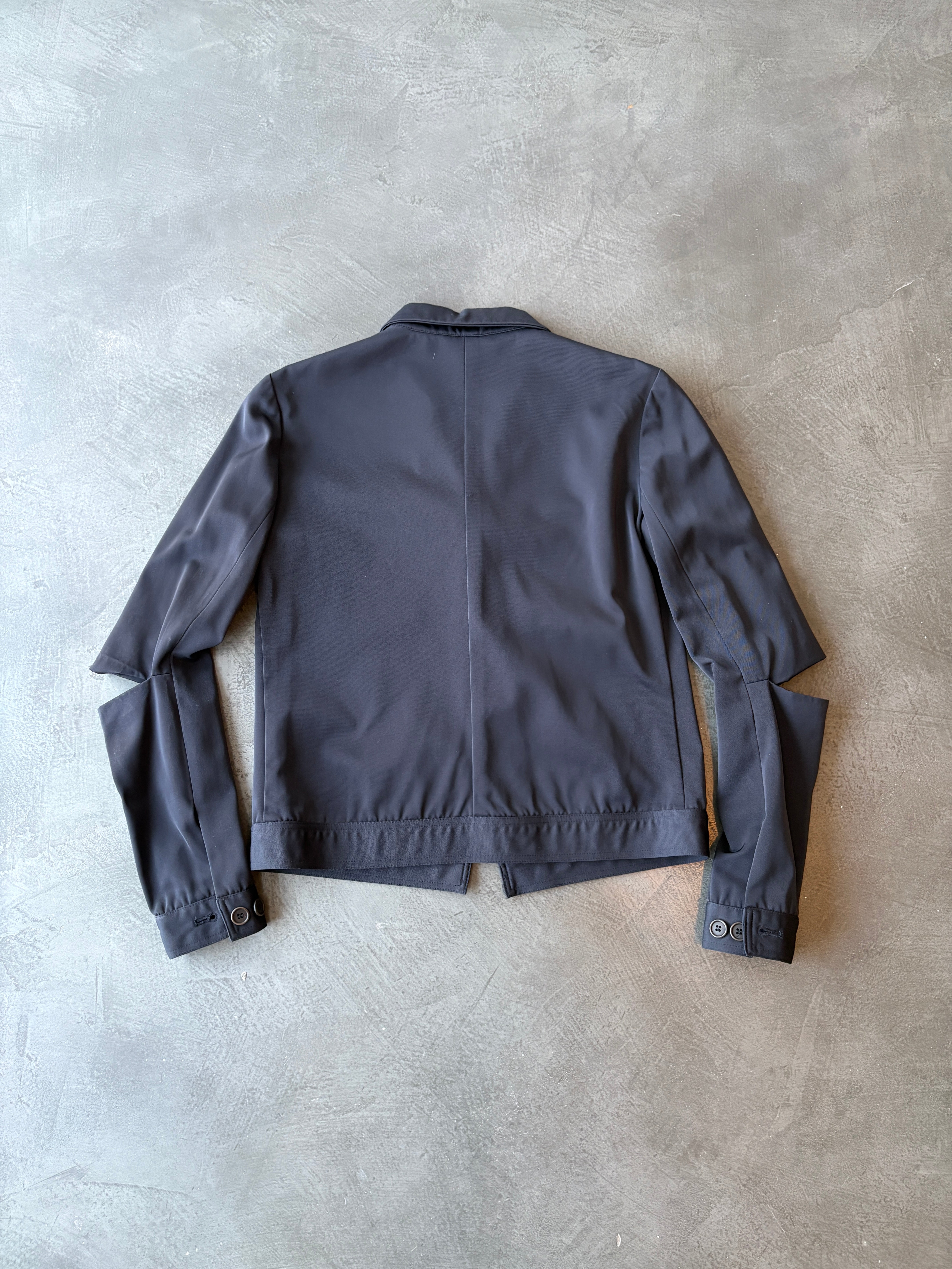 Thumbnail 1d27607e-79fb-4ec2-9f84-c5886fcb86b5